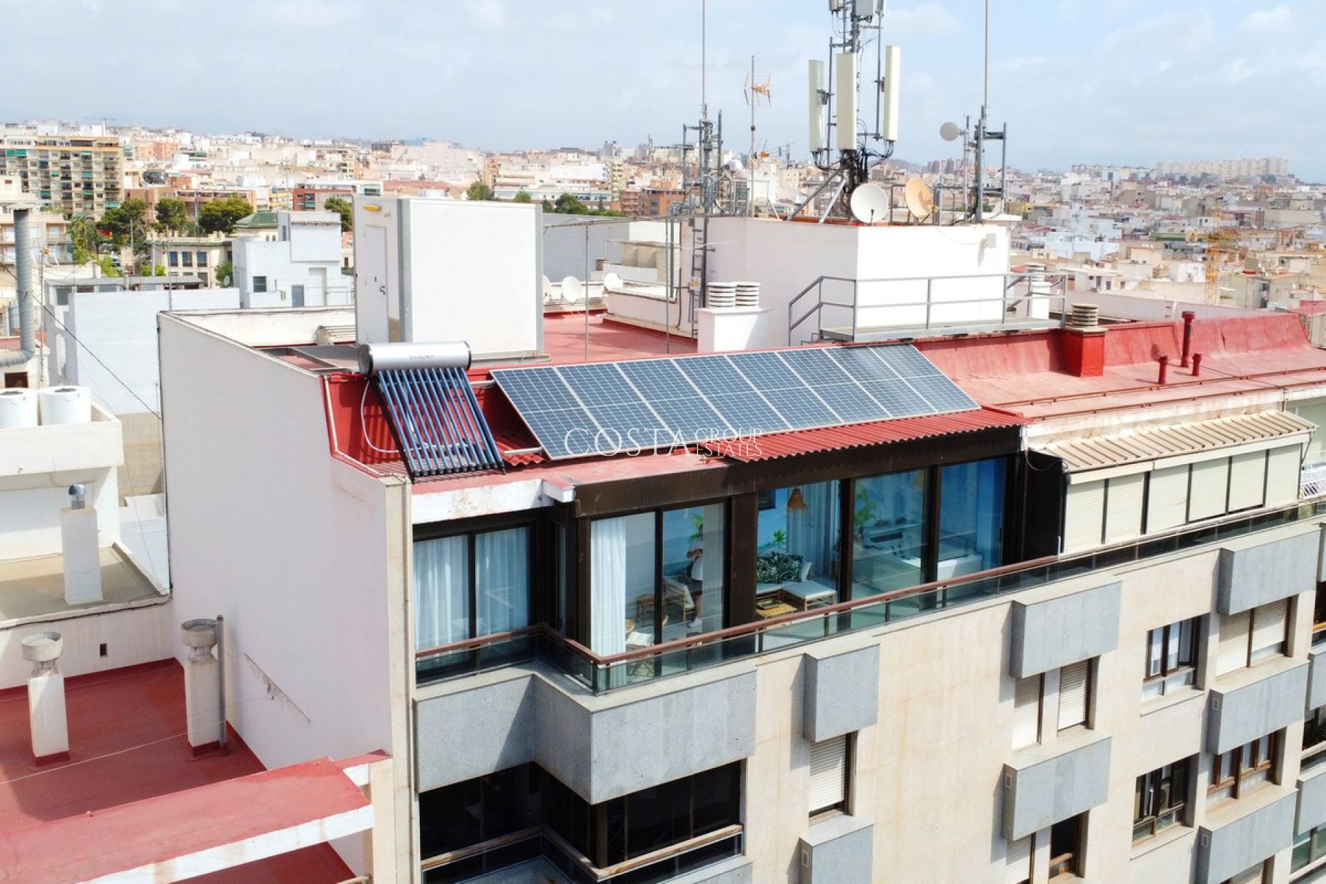 Resale - Apartments -
Alicante City - Alicante City Centro