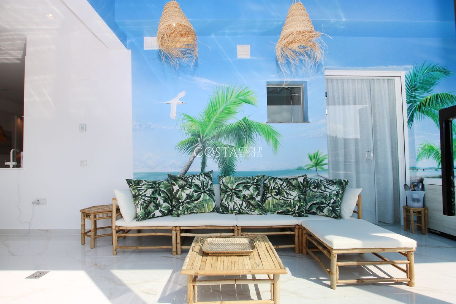 Resale - Apartments -
Alicante City - Alicante City Centro