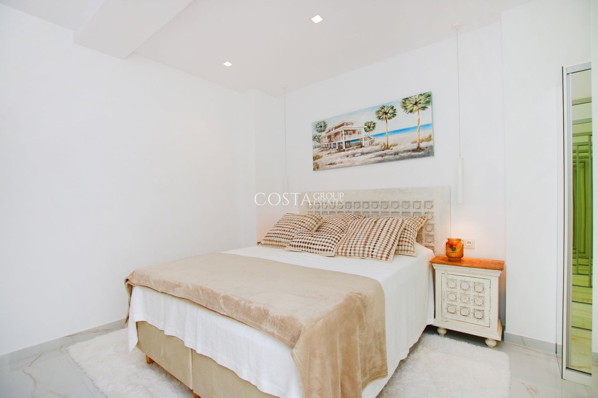 Resale - Apartments -
Alicante City - Alicante City Centro