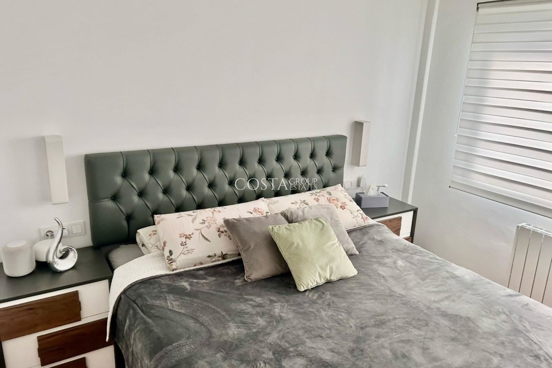 Resale - Apartments -
Alicante City - Alicante City Centro