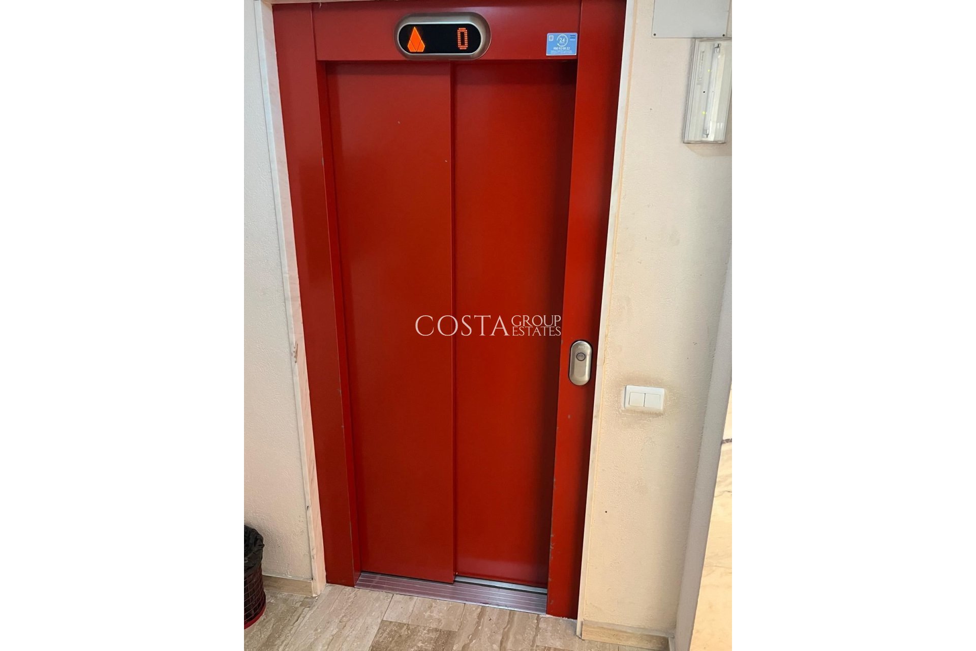 Resale - Apartments -
Alicante City - Alicante City Centro