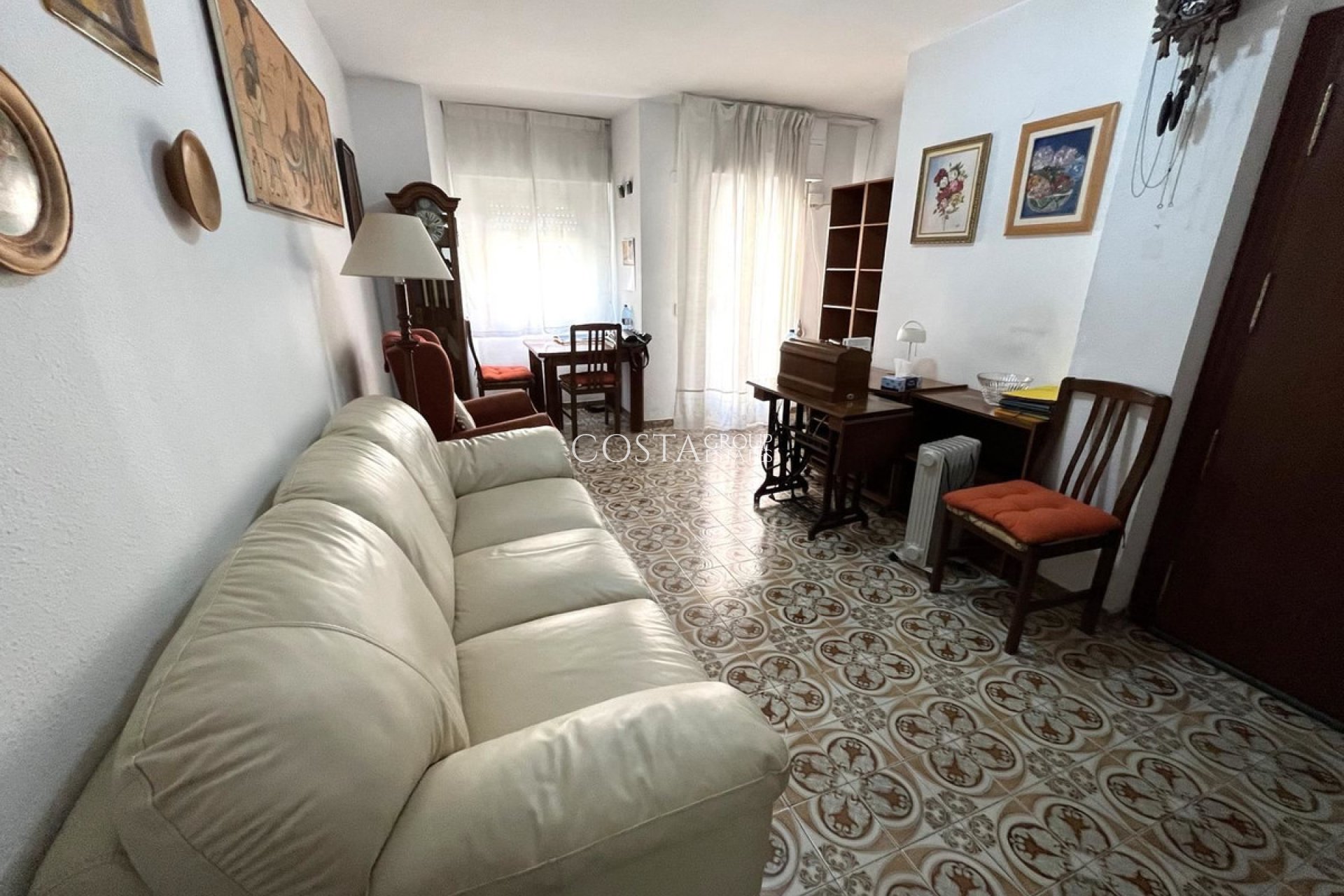 Resale - Apartments -
Alicante City - Alicante City Centro