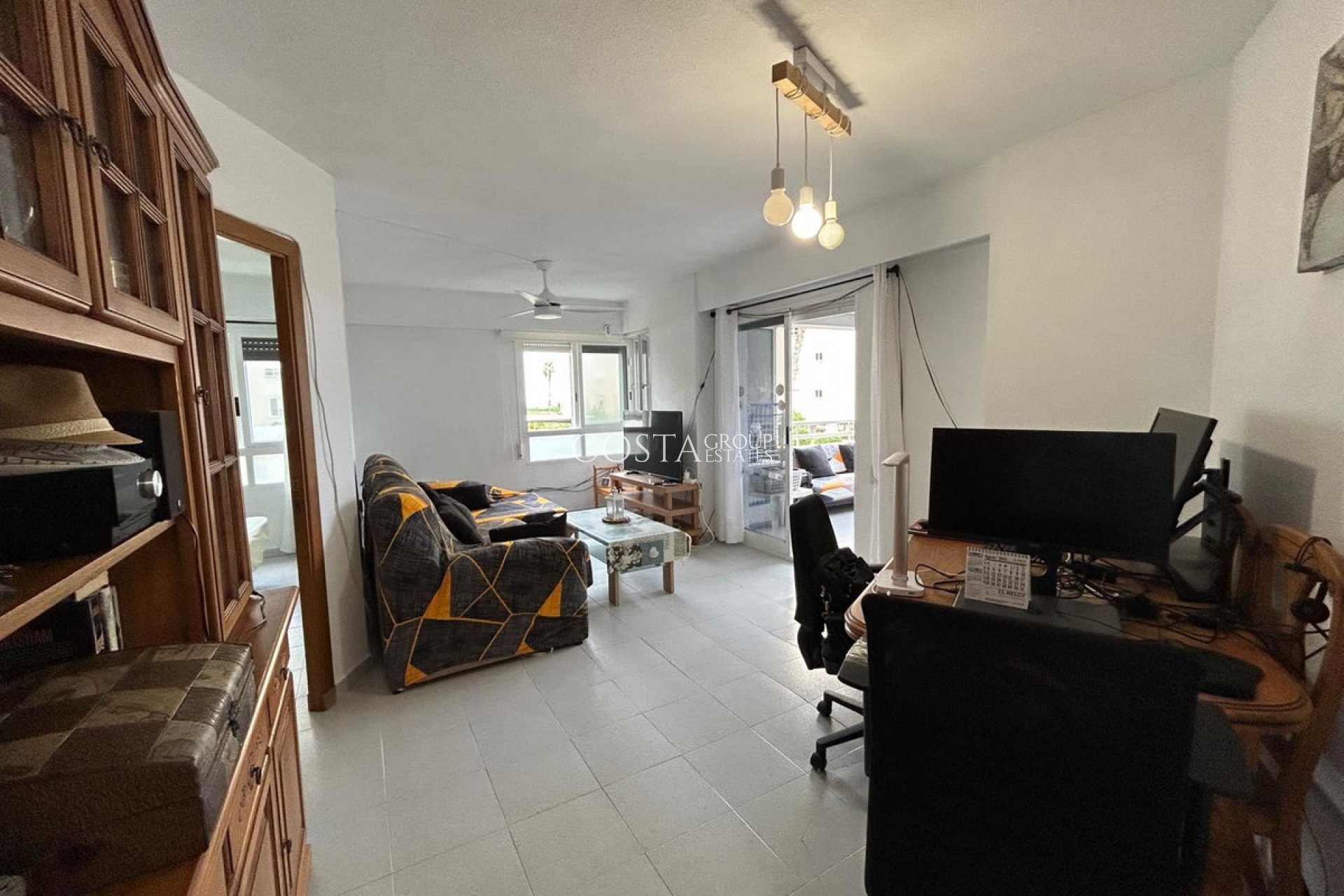 Resale - Apartments -
Alicante City - Alicante City Centro