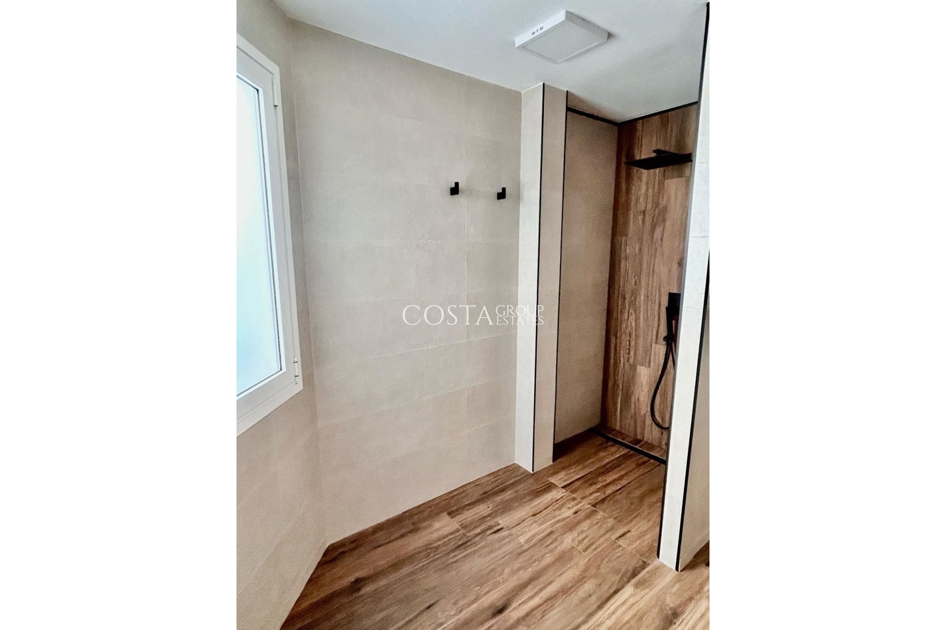 Resale - Apartments -
Alicante City - Alicante City Centro