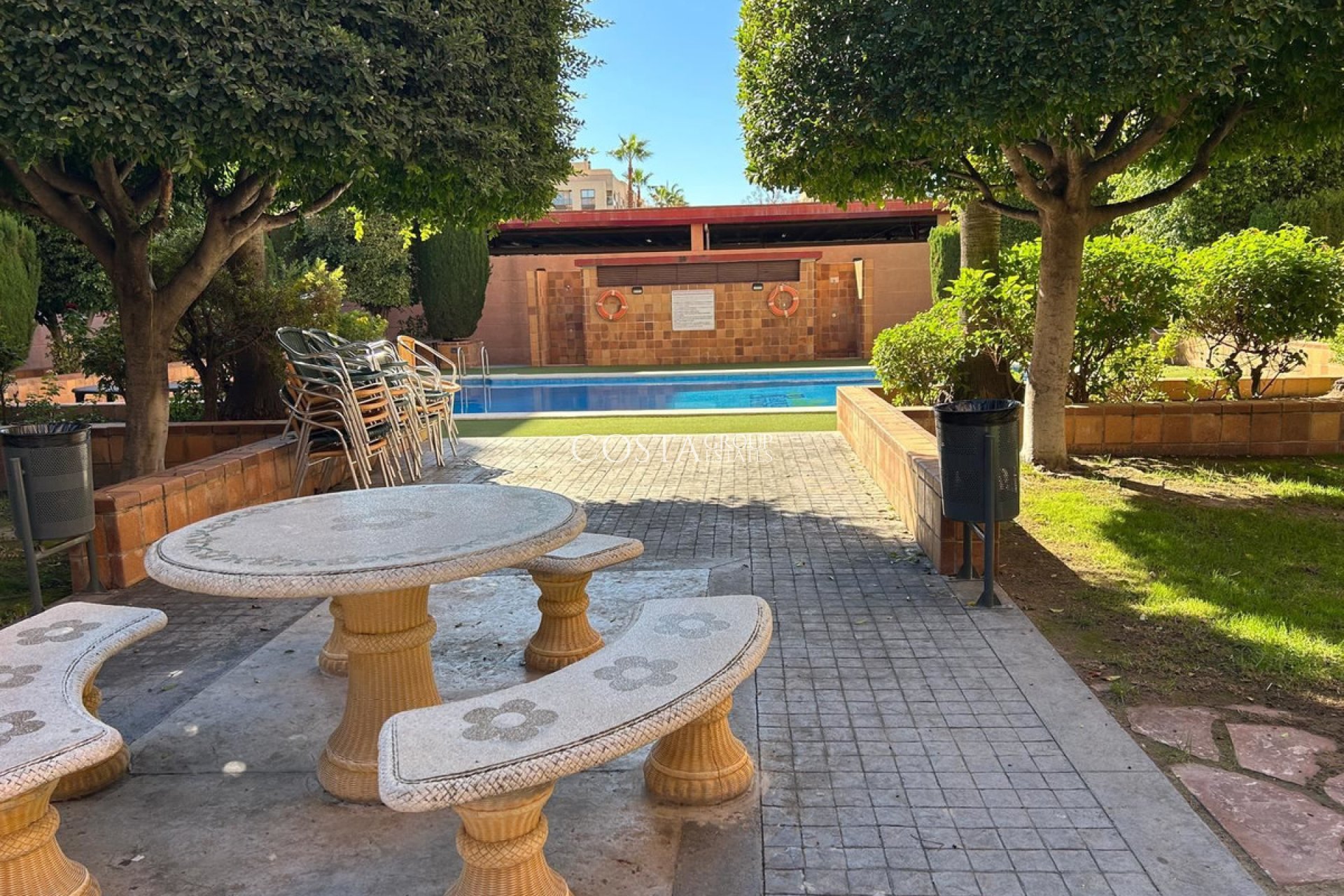 Resale - Apartments -
Alicante City - Alicante City Centro