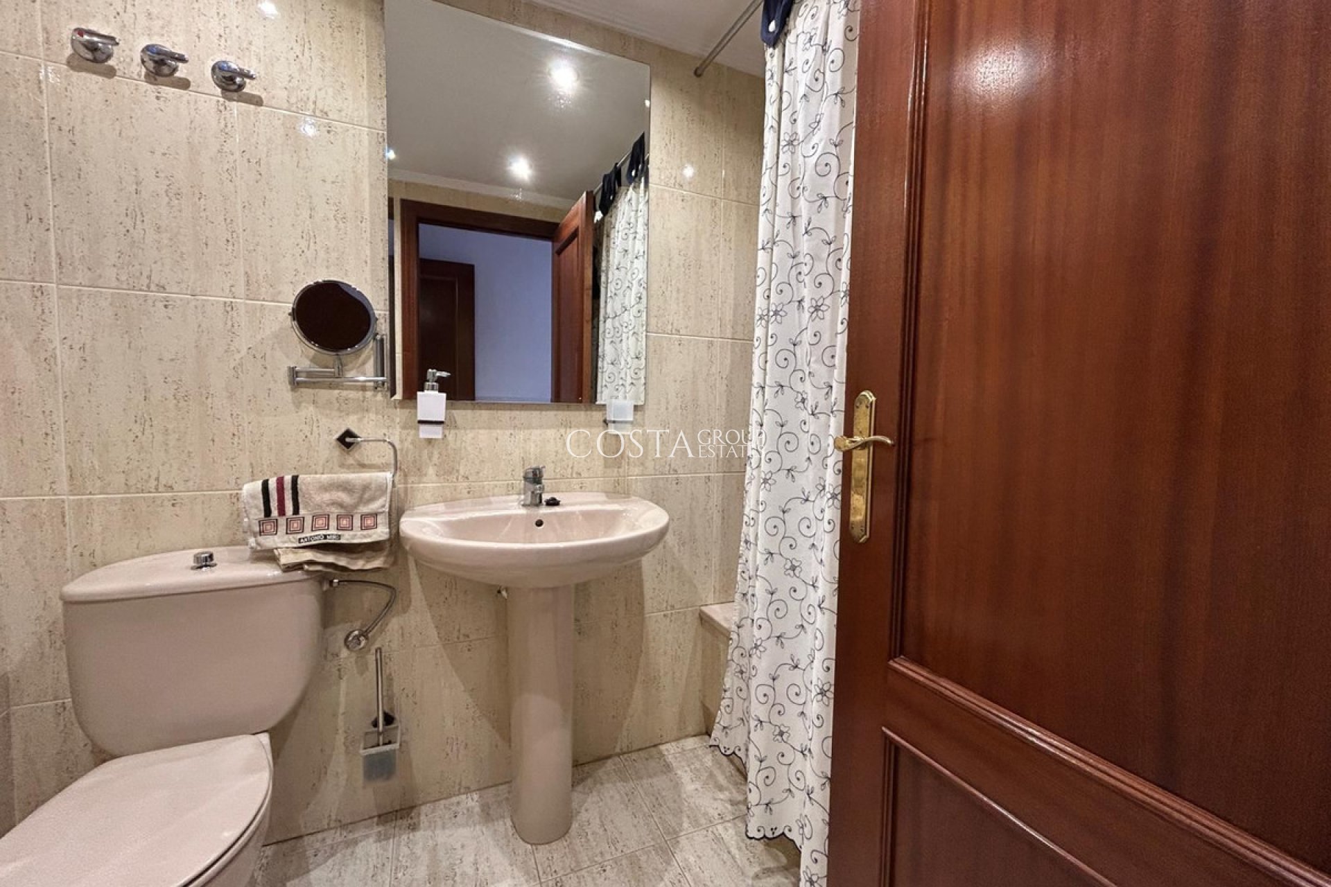 Resale - Apartments -
Alicante City - Alicante City Centro