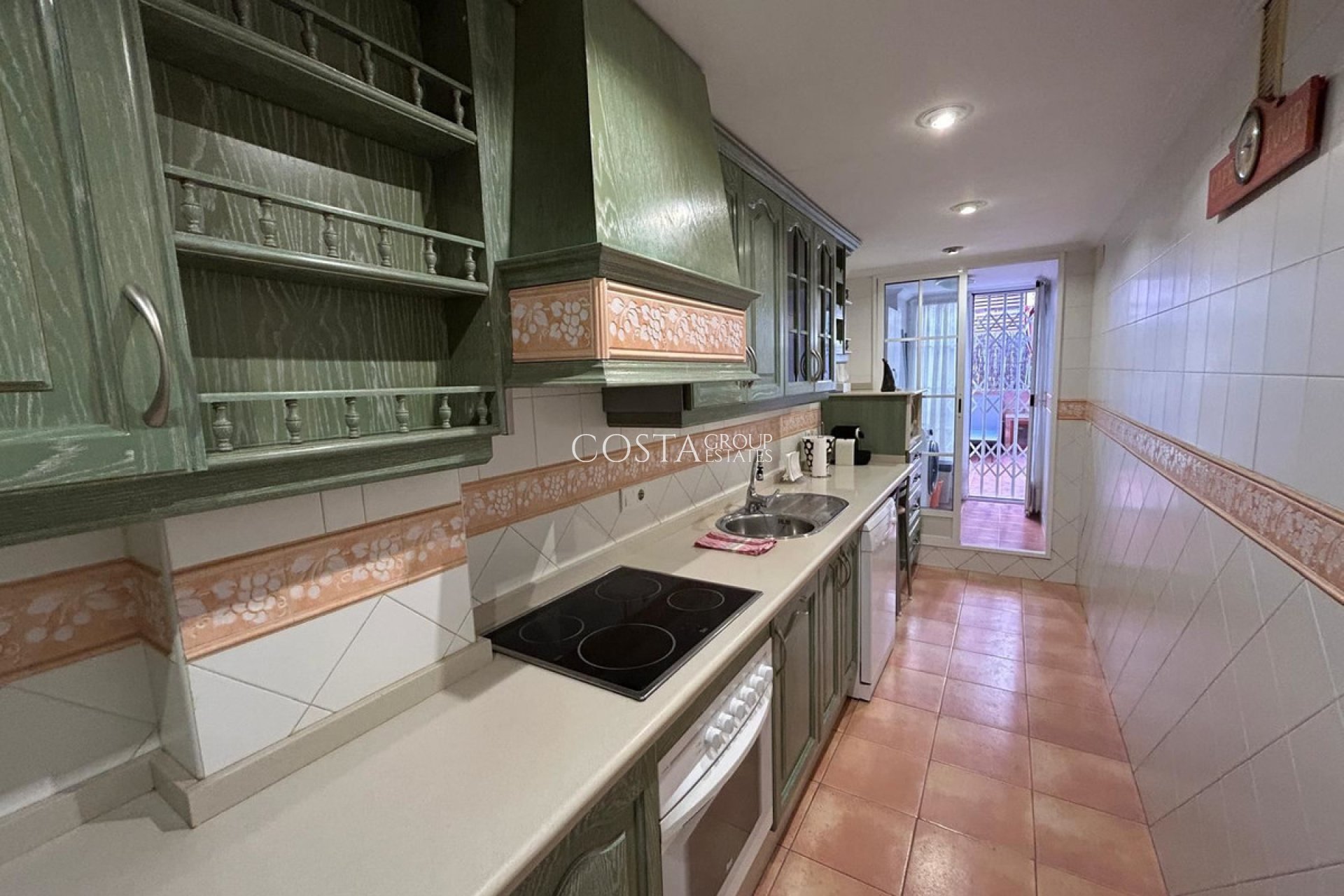 Resale - Apartments -
Alicante City - Alicante City Centro