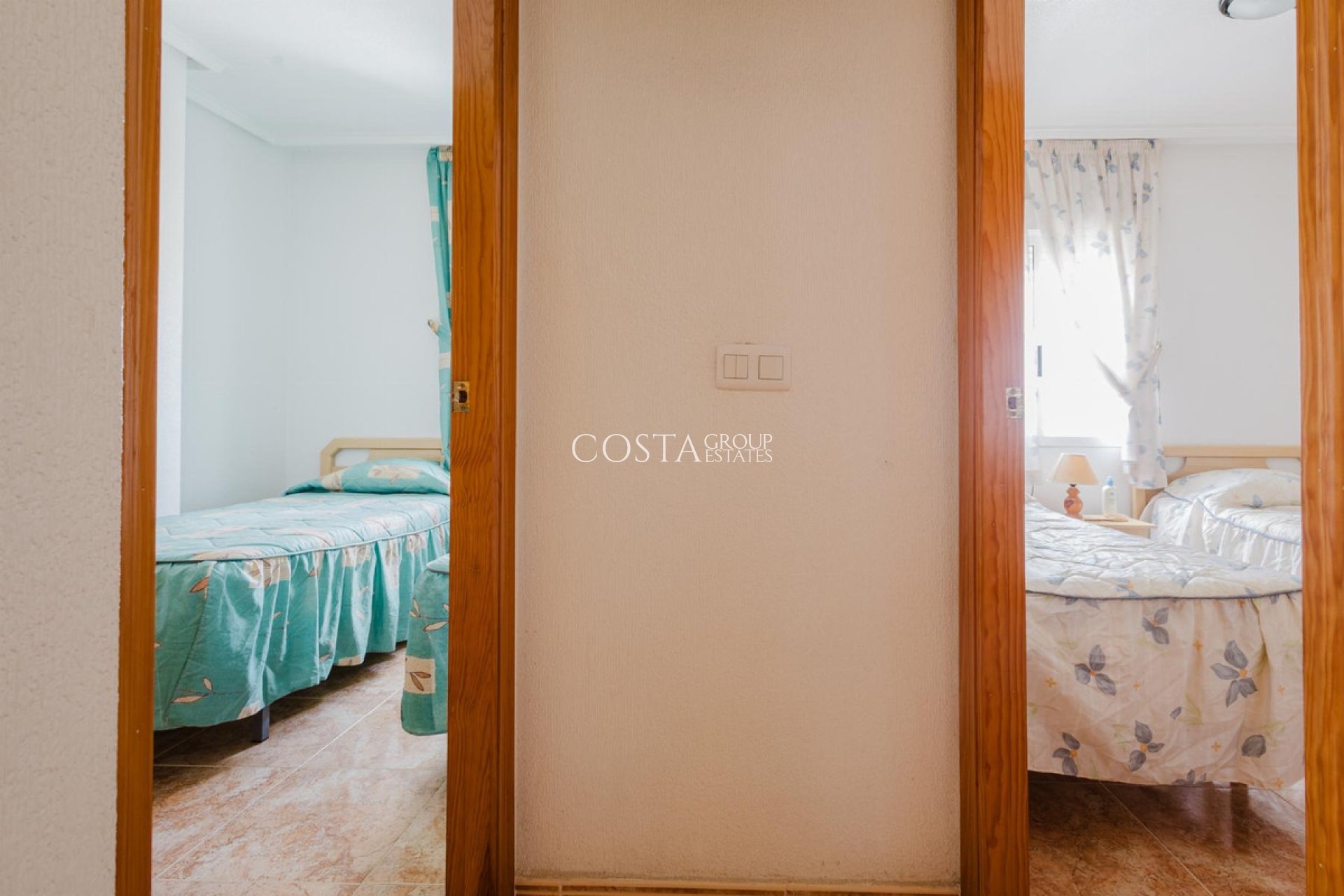 Resale - Apartments -
Alicante City - Parque de las Naciones