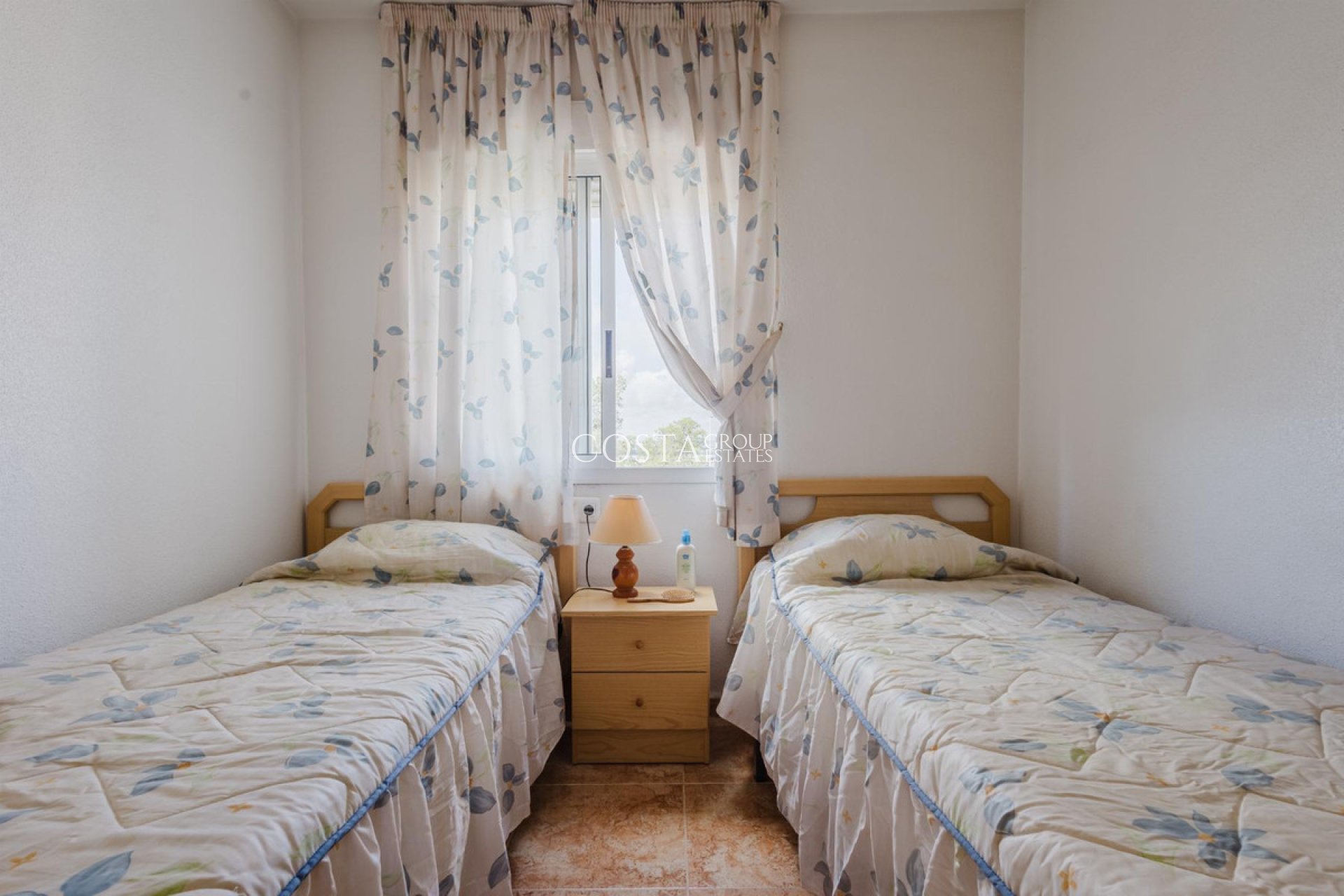 Resale - Apartments -
Alicante City - Parque de las Naciones