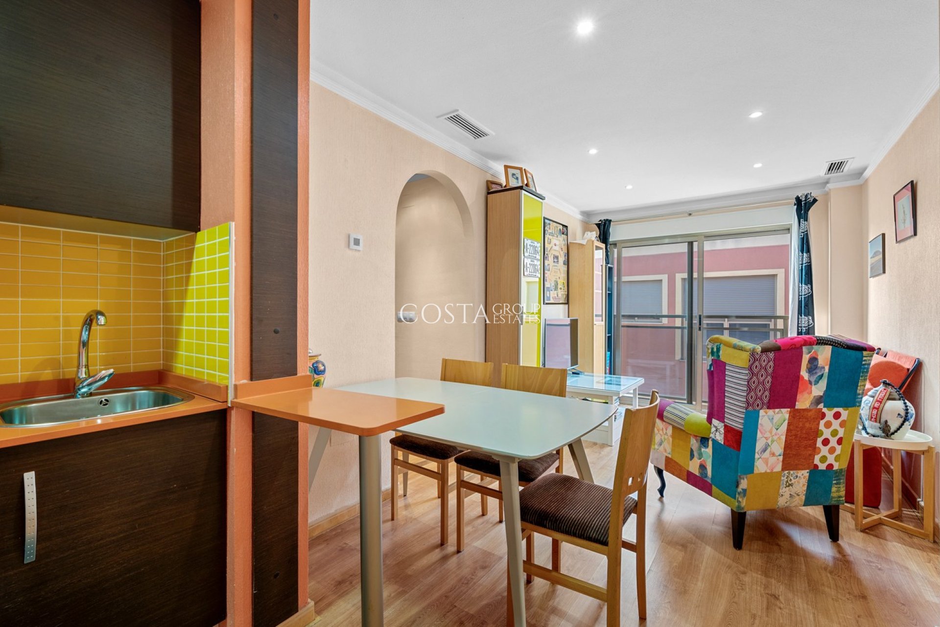 Resale - Apartments -
Formentera del Segura