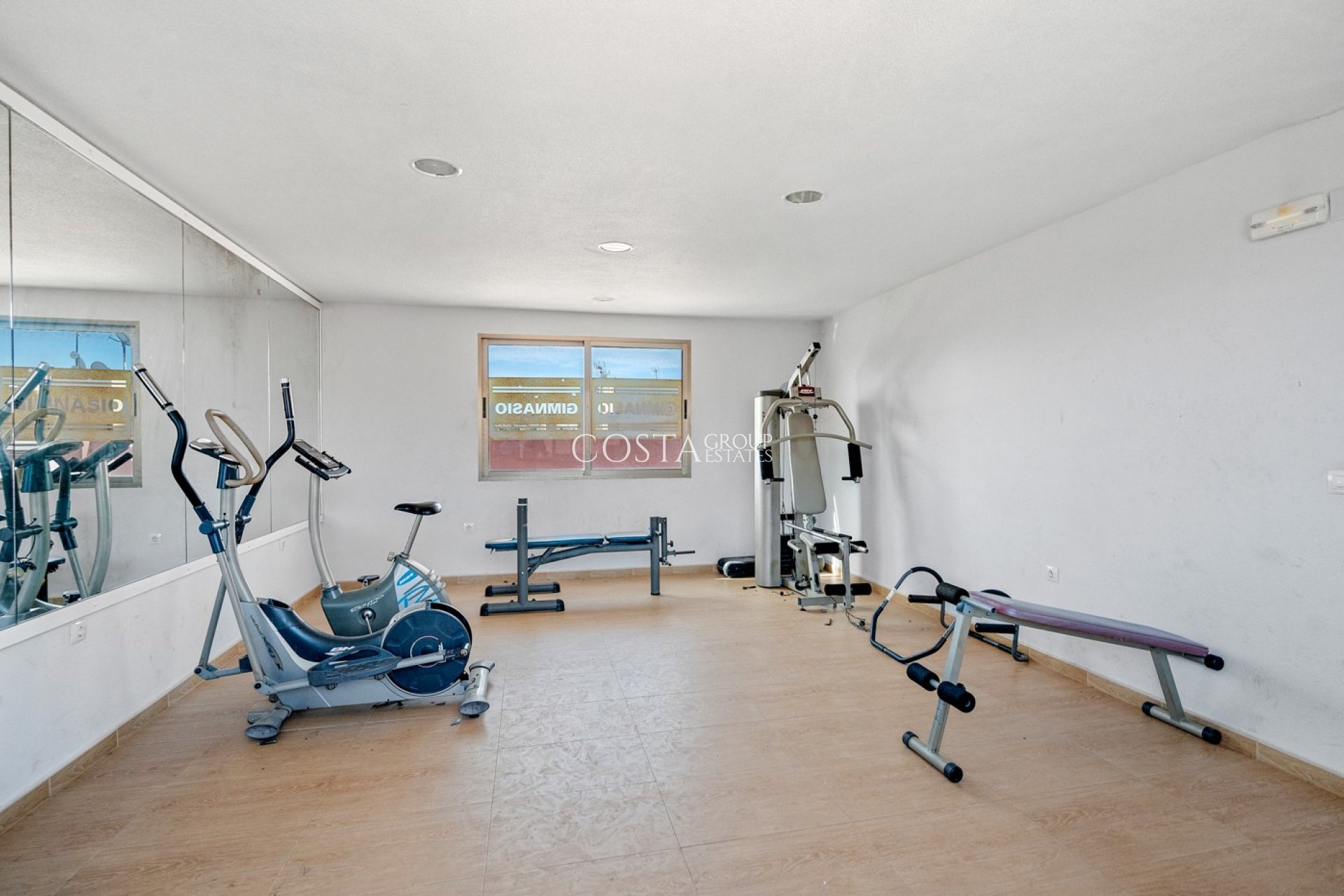 Resale - Apartments -
Formentera del Segura