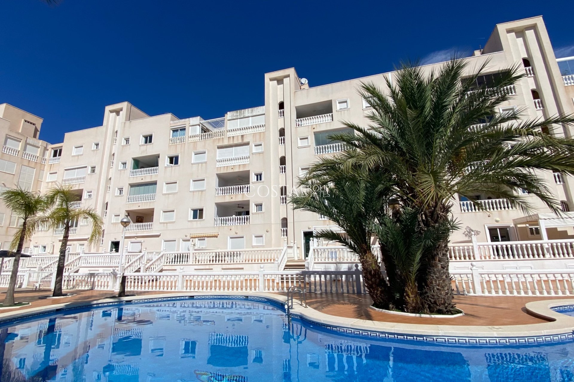 Resale - Apartments -
Guardamar del Segura - El Edén