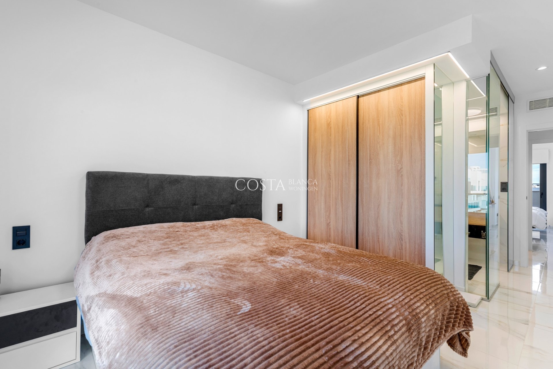 Resale - Apartments -
Guardamar del Segura - El Raso