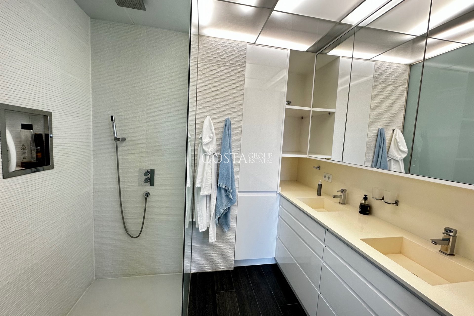 Resale - Apartments -
Guardamar del Segura