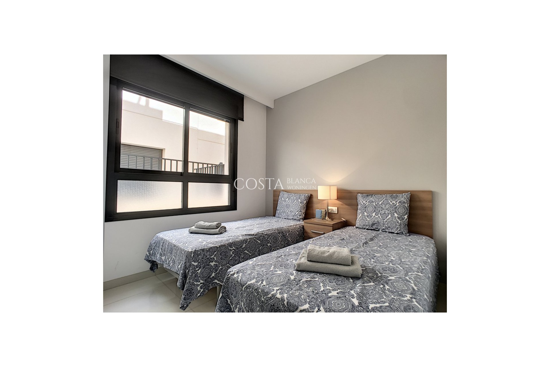 Resale - Apartments -
 - La Torre De La Horadada