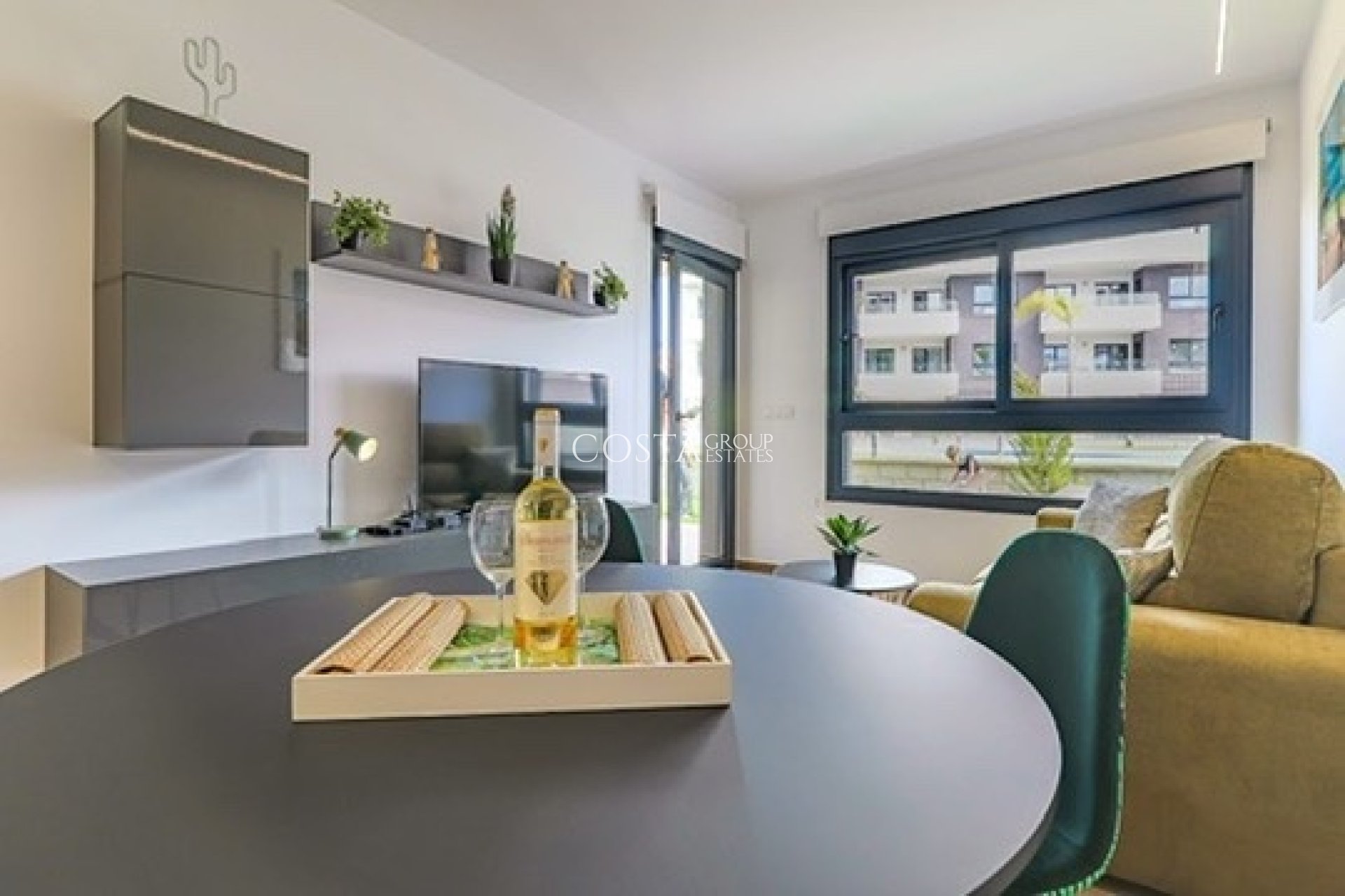 Resale - Apartments -
 - Las Filipinas