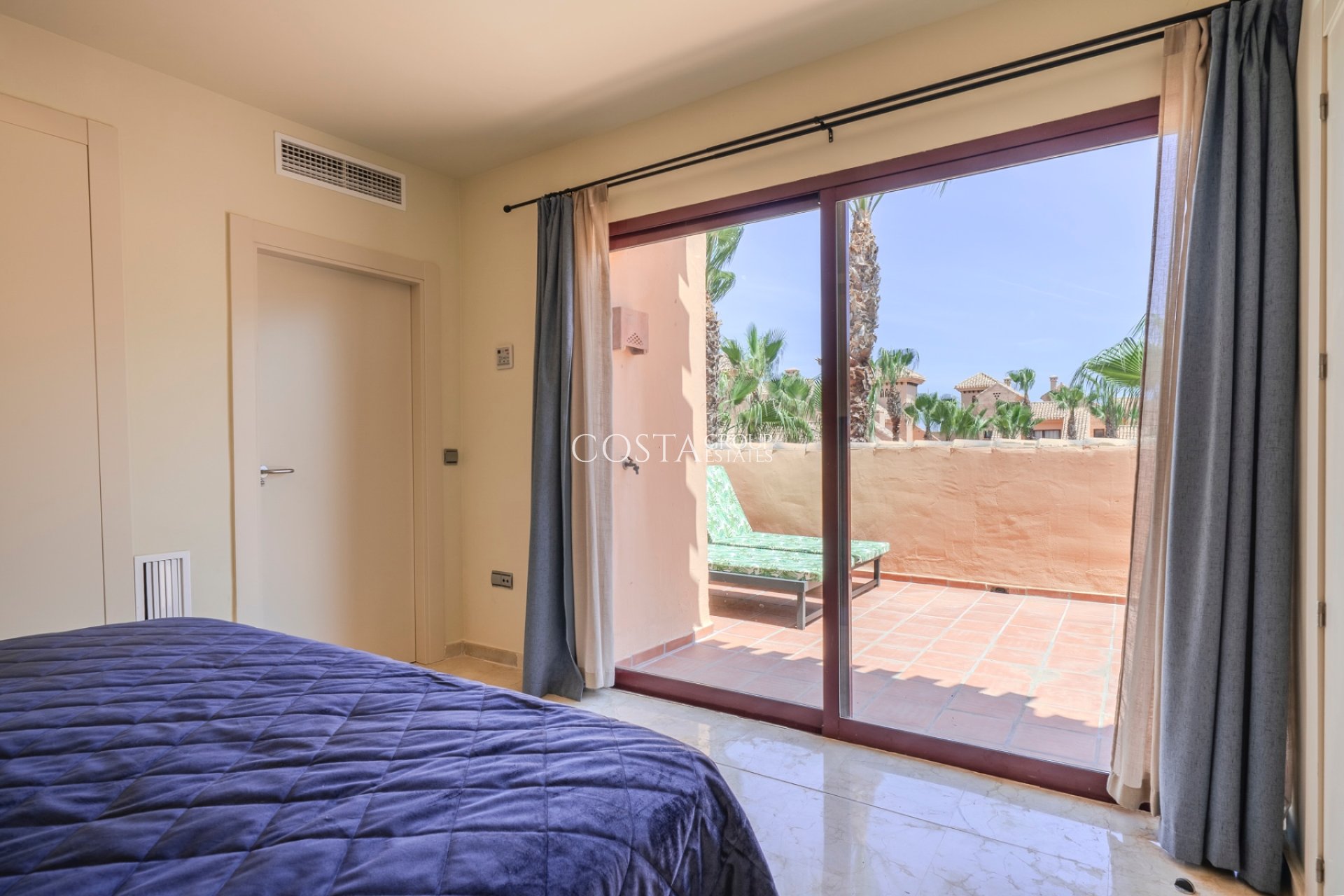 Resale - Apartments -
Los Alcazares - Los Montesinos