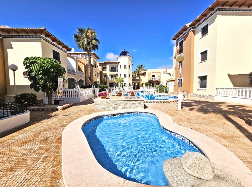 Resale - Apartments -
Los Alcazares - Pueblo Patrica