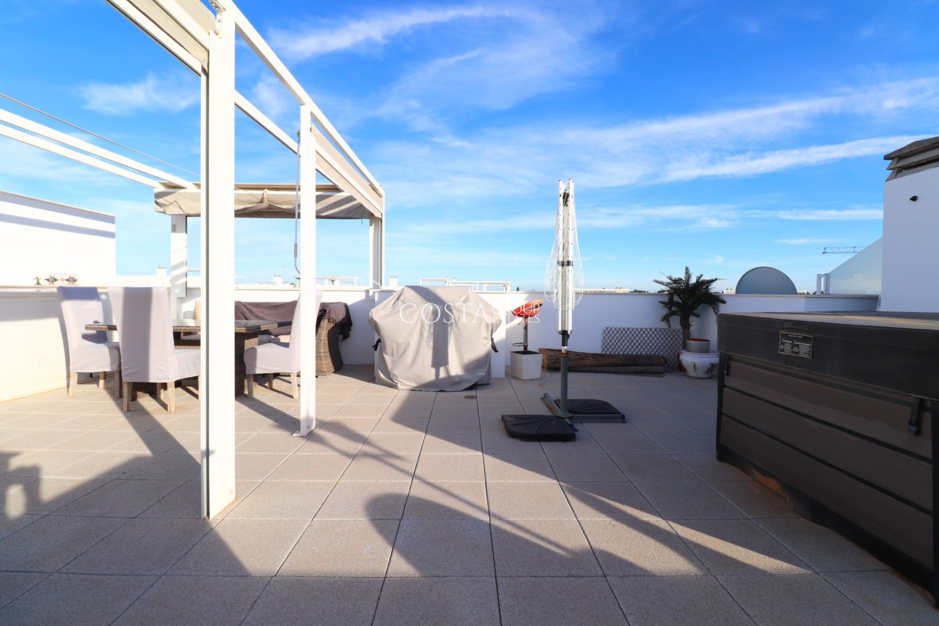 Resale - Apartments -
Los Montesinos - Entre Naranjos