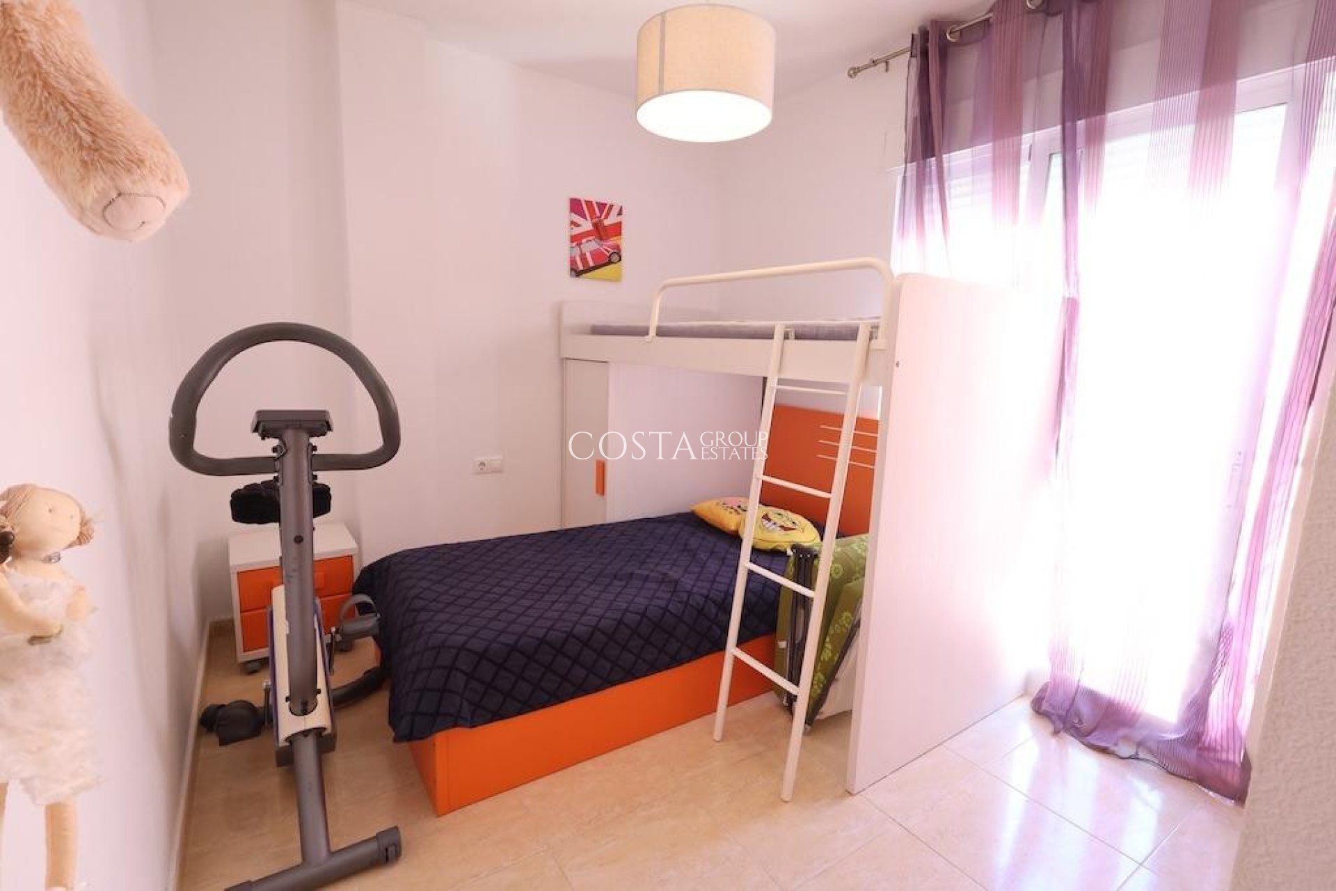 Resale - Apartments -
Orihuela - Campoamor
