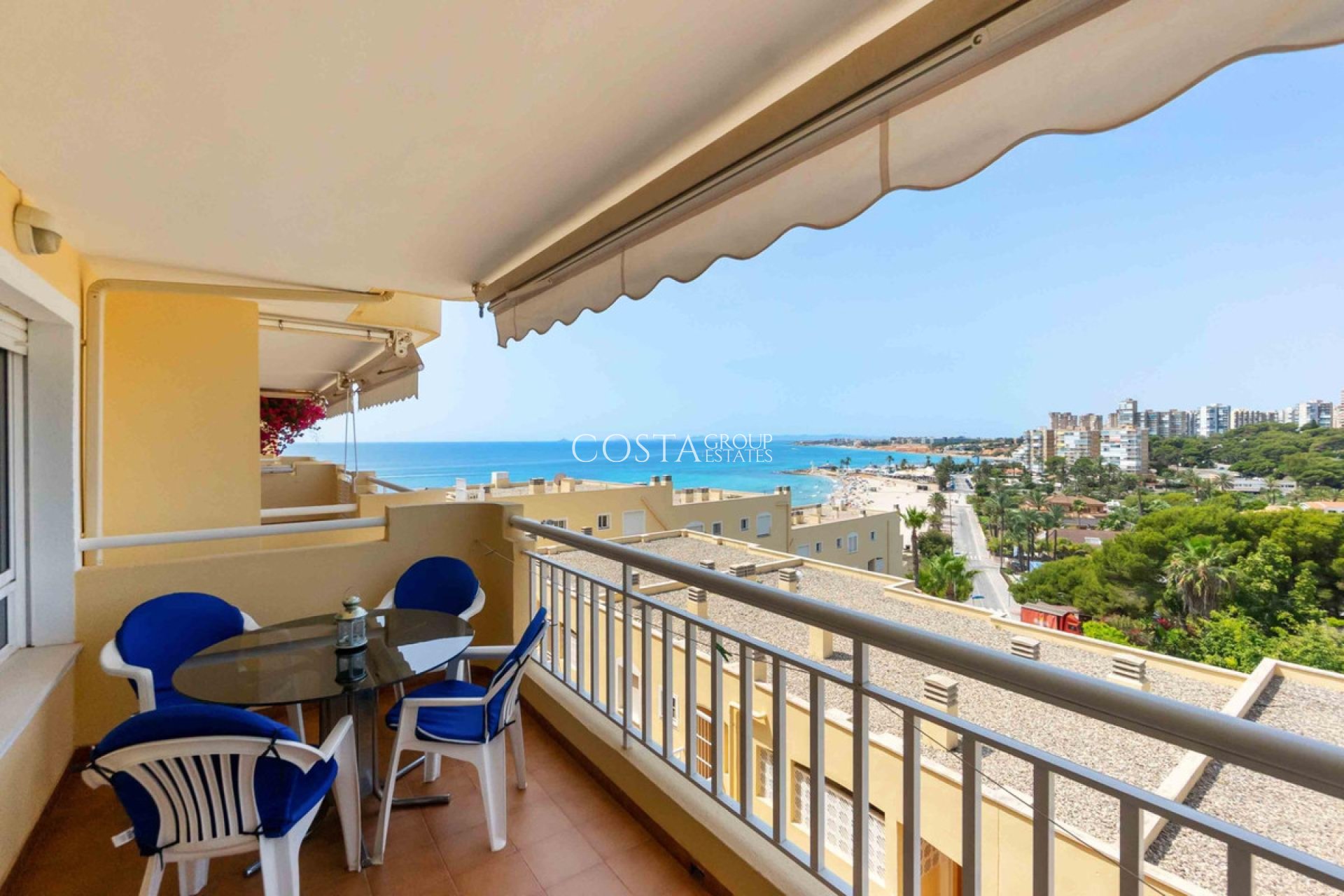 Resale - Apartments -
Orihuela - Campoamor