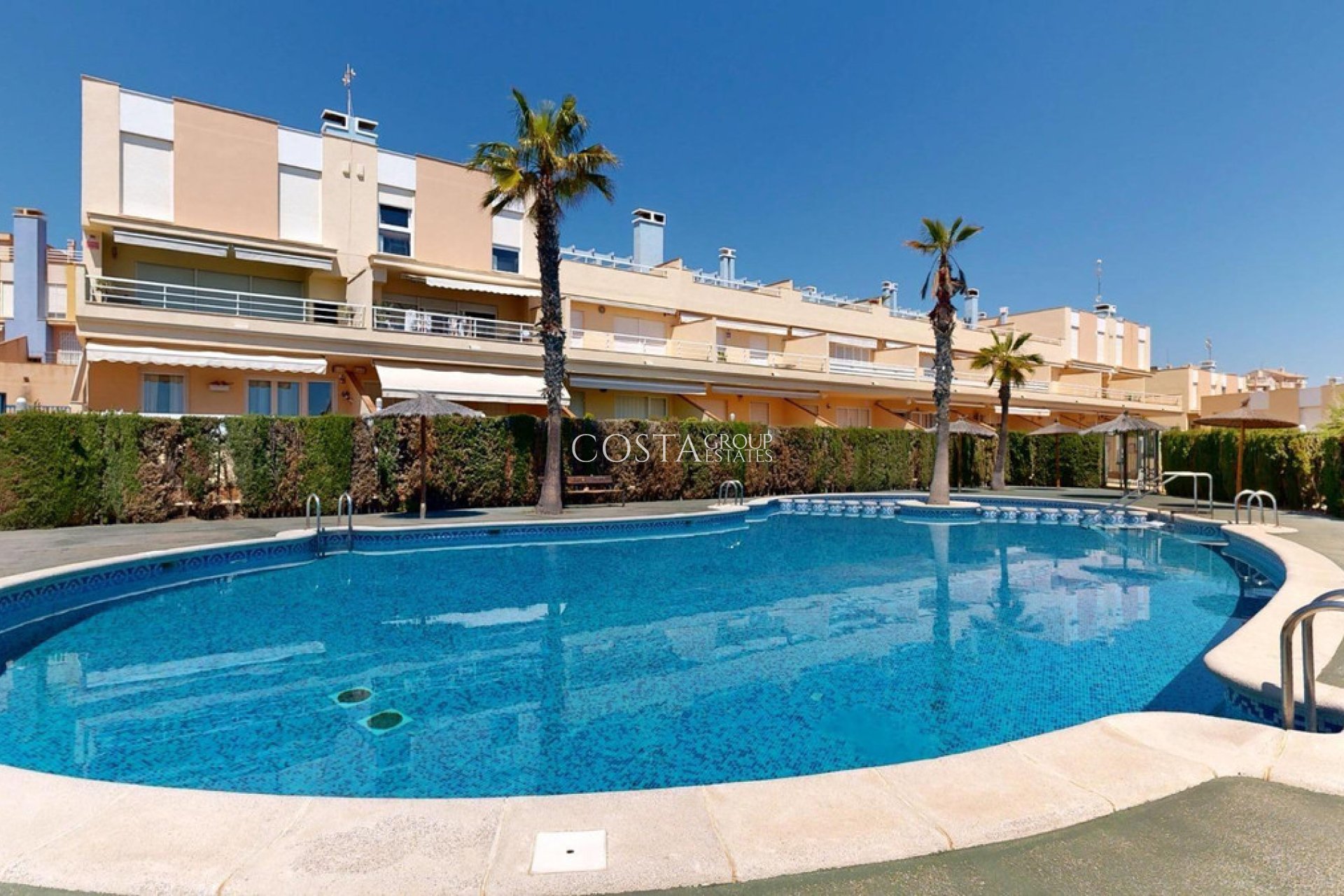 Resale - Apartments -
Orihuela - Campoamor