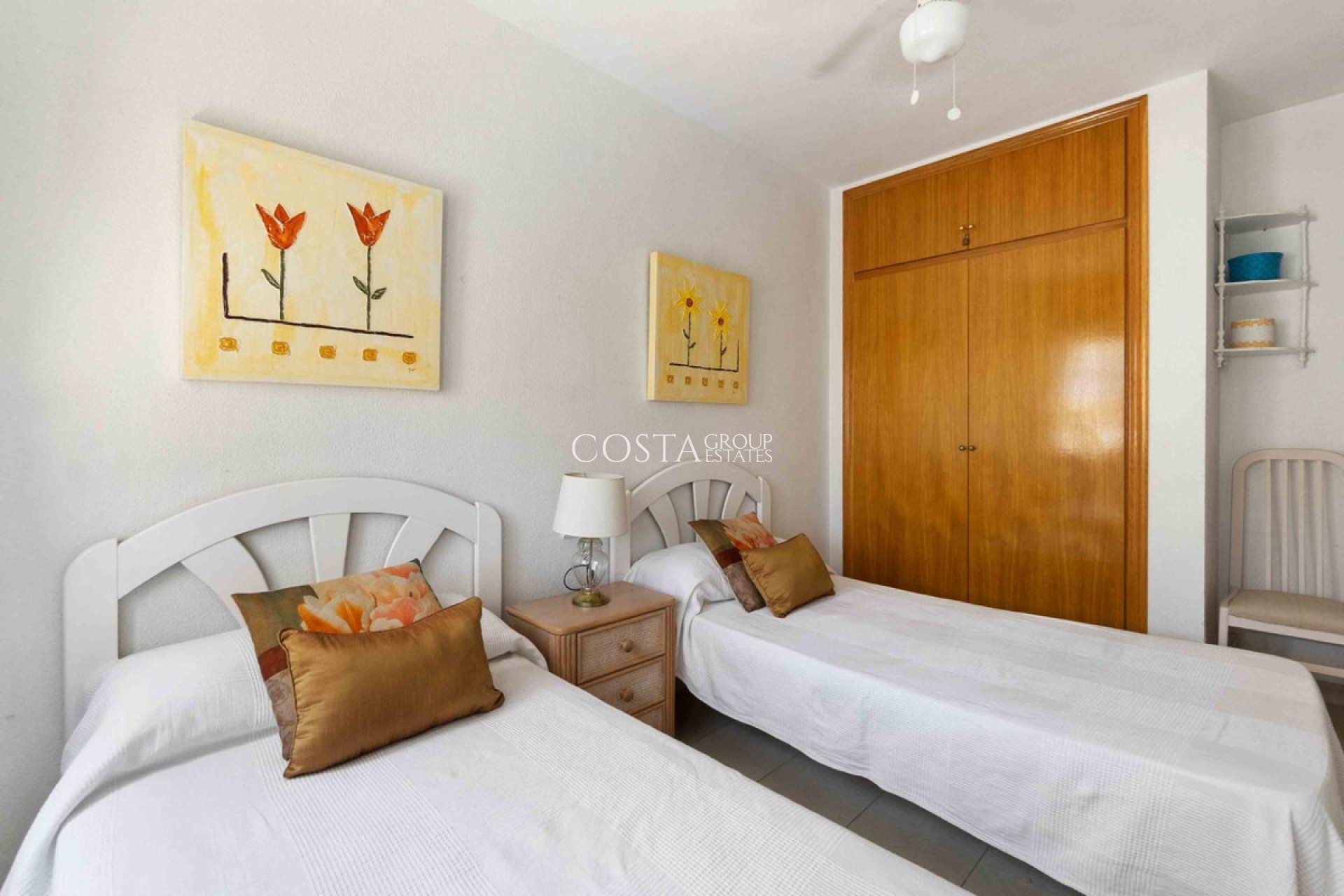 Resale - Apartments -
Orihuela Costa - Campoamor