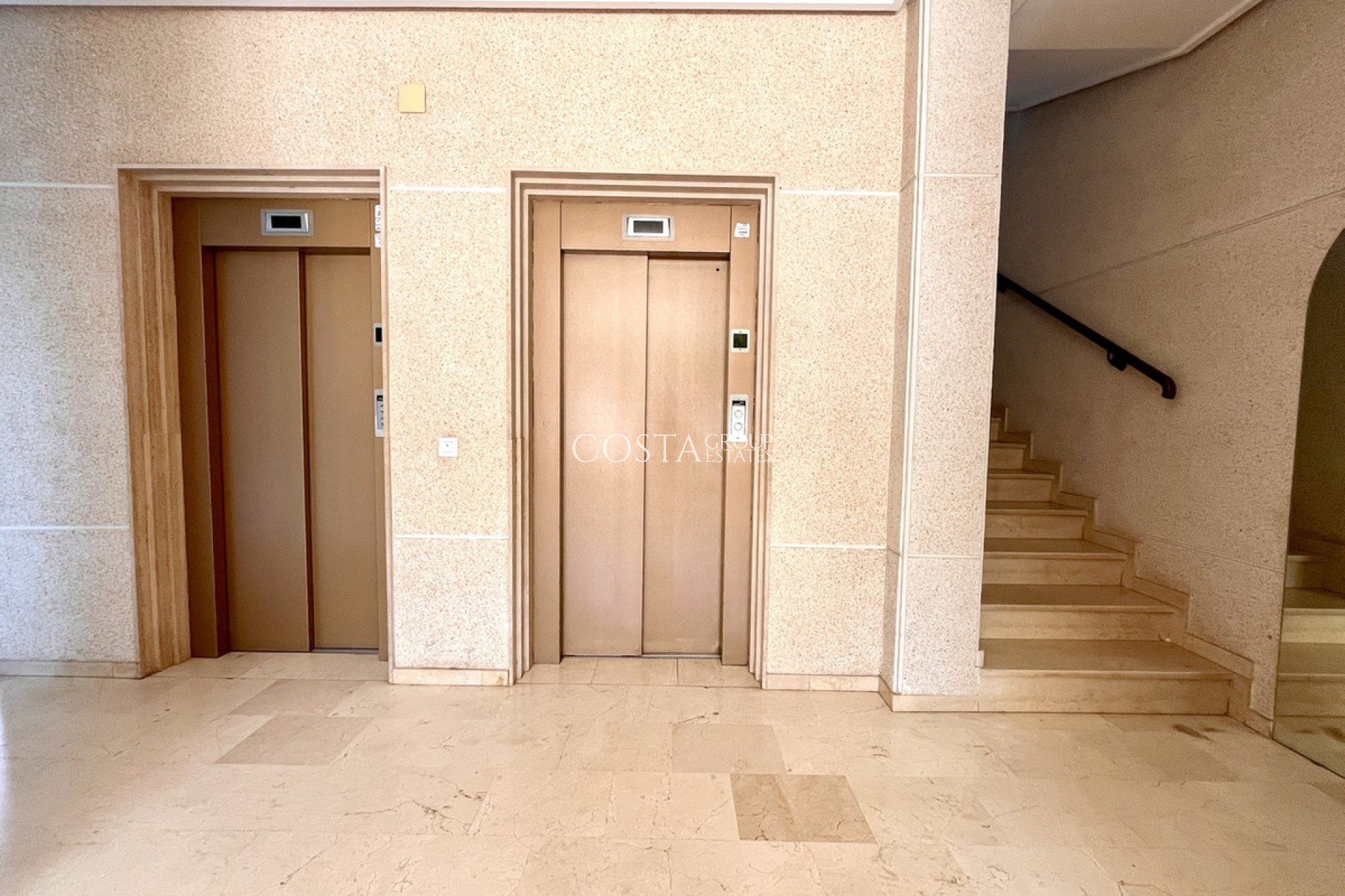 Resale - Apartments -
Orihuela Costa - Dehesa de Campoamor