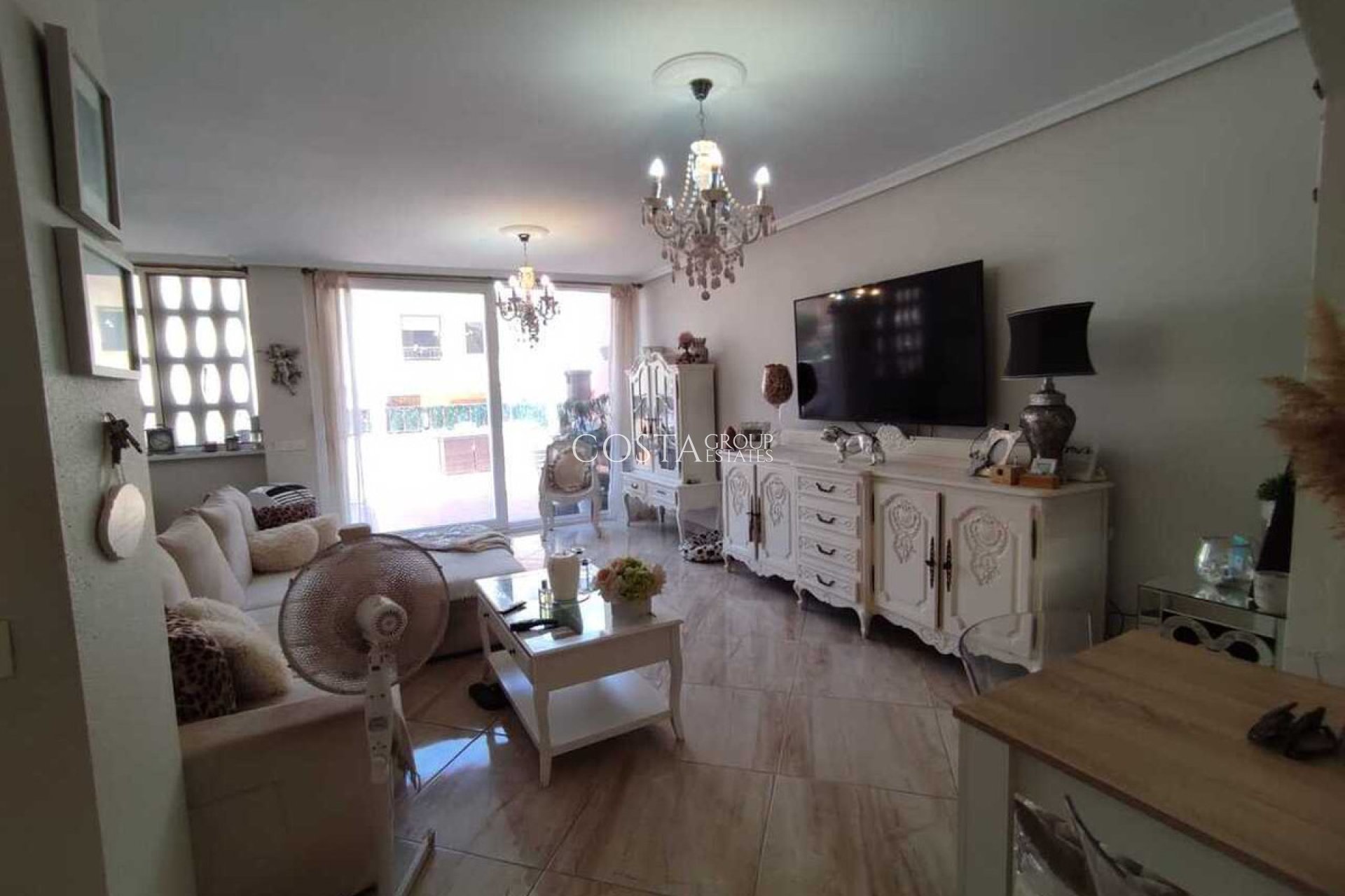 Resale - Apartments -
Orihuela Costa - La Florida