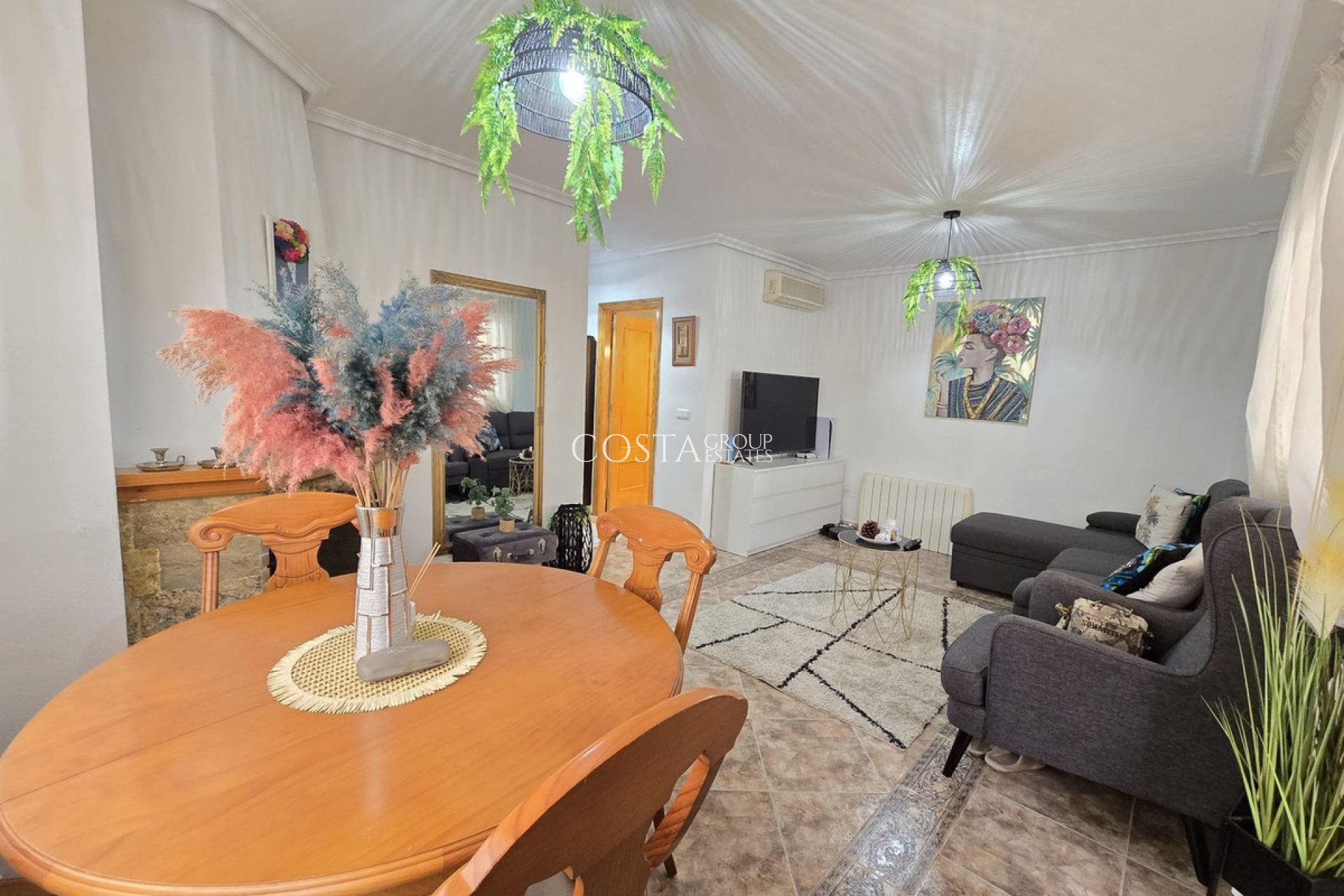 Resale - Apartments -
Orihuela Costa - La Florida