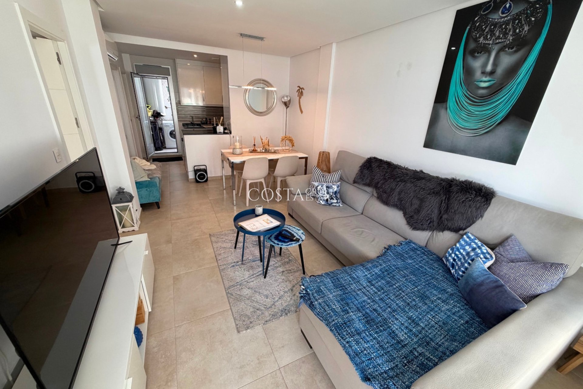 Resale - Apartments -
Orihuela Costa - La Florida