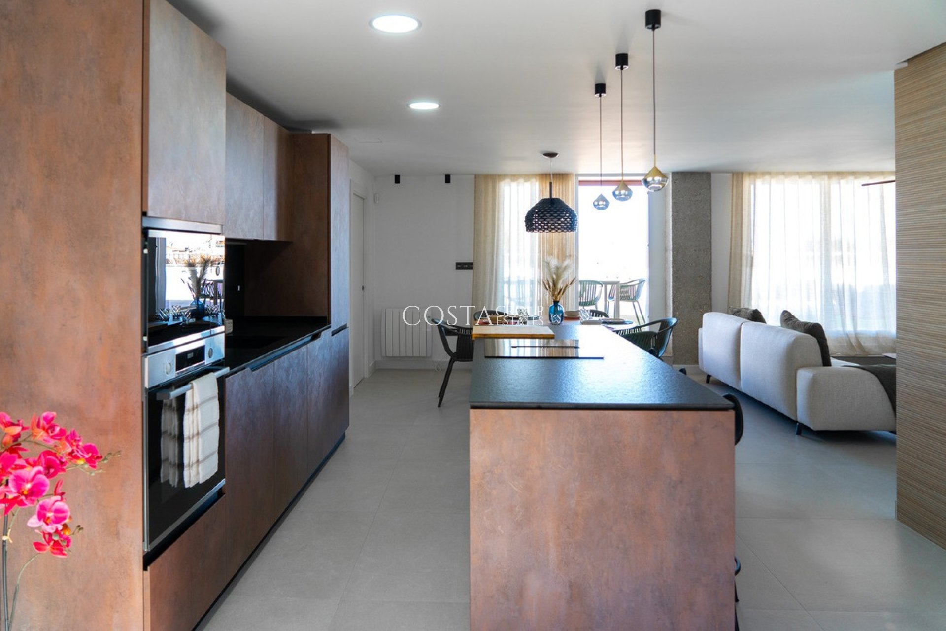 Resale - Apartments -
Orihuela Costa - La Zenia