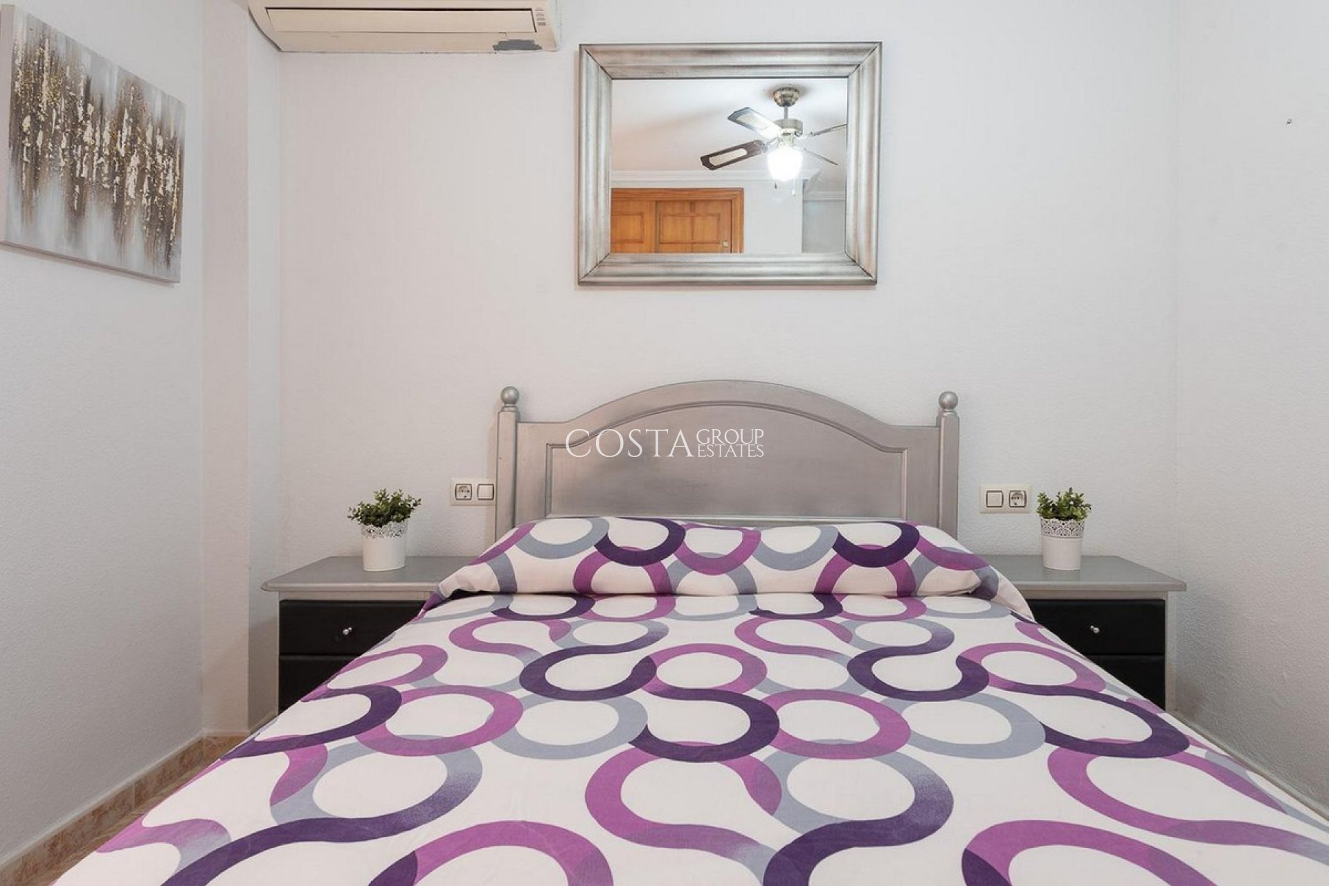 Resale - Apartments -
Orihuela Costa - La Zenia