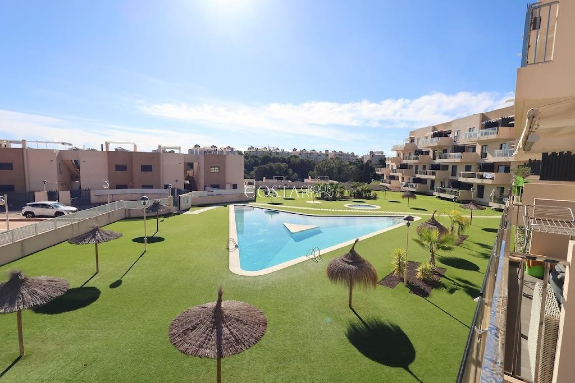 Resale - Apartments -
Orihuela Costa - La Zenia