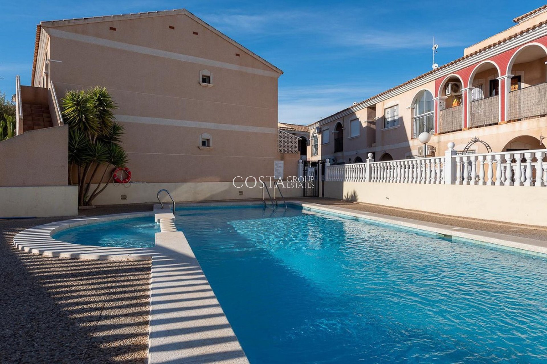 Resale - Apartments -
Orihuela Costa - La Zenia
