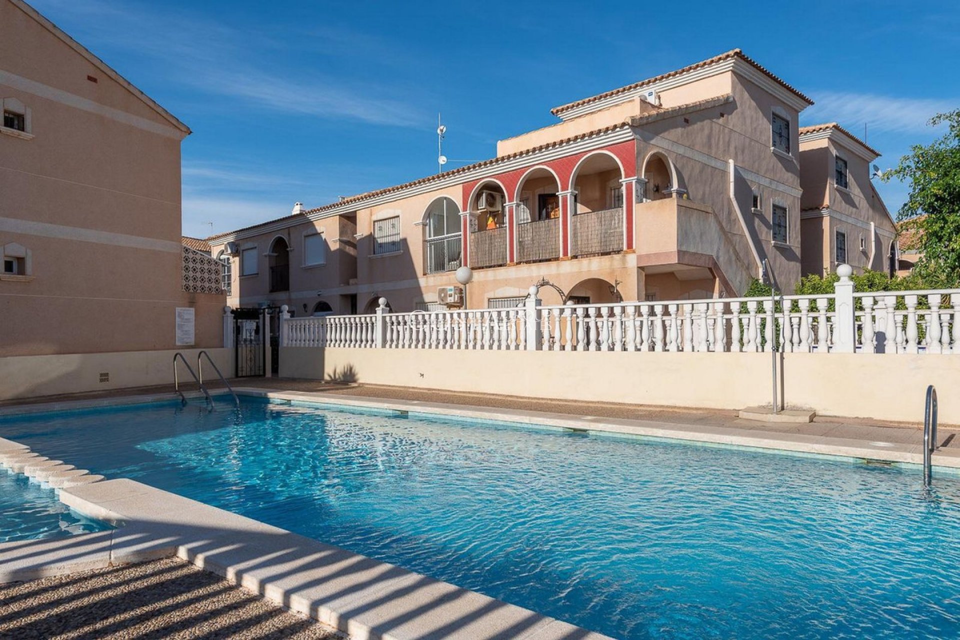 Resale - Apartments -
Orihuela Costa - La Zenia