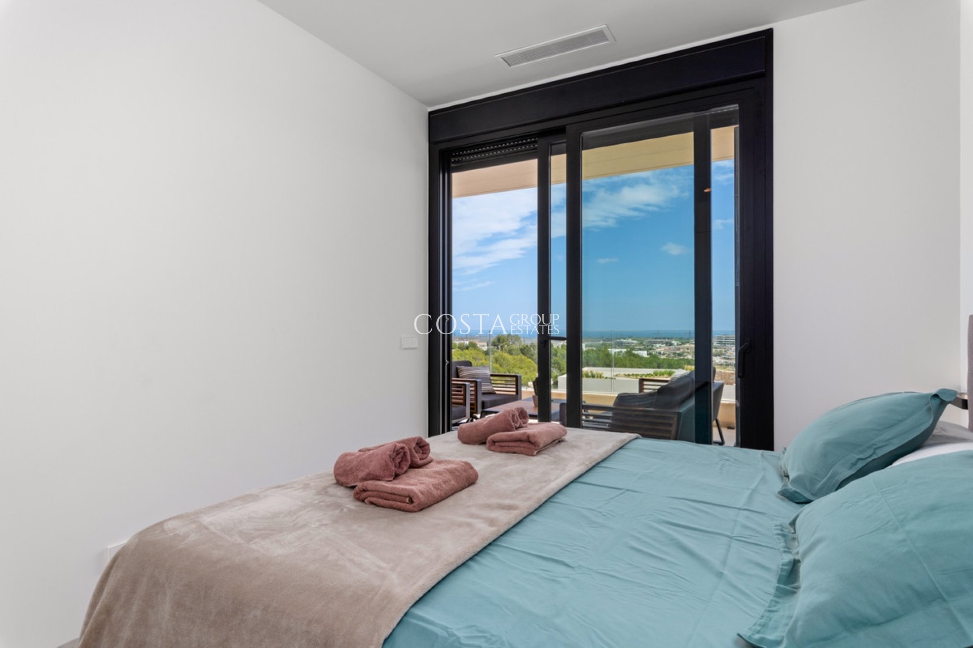 Resale - Apartments -
Orihuela Costa - Las Colinas Golf