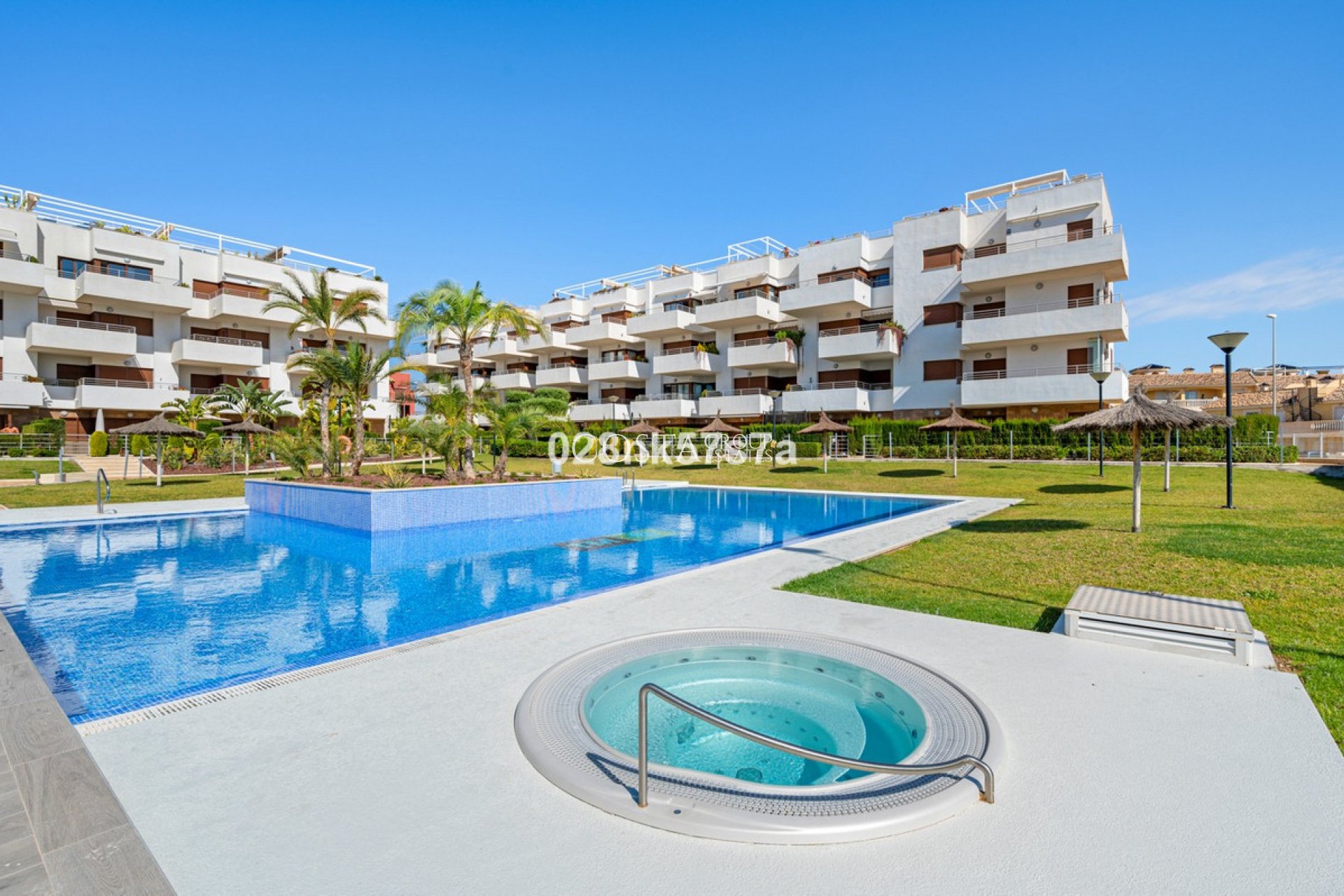 Resale - Apartments -
Orihuela Costa - Lomas de Cabo Roig