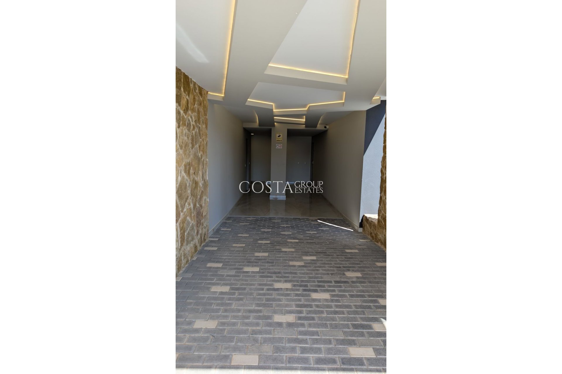 Resale - Apartments -
Orihuela Costa - Los Altos