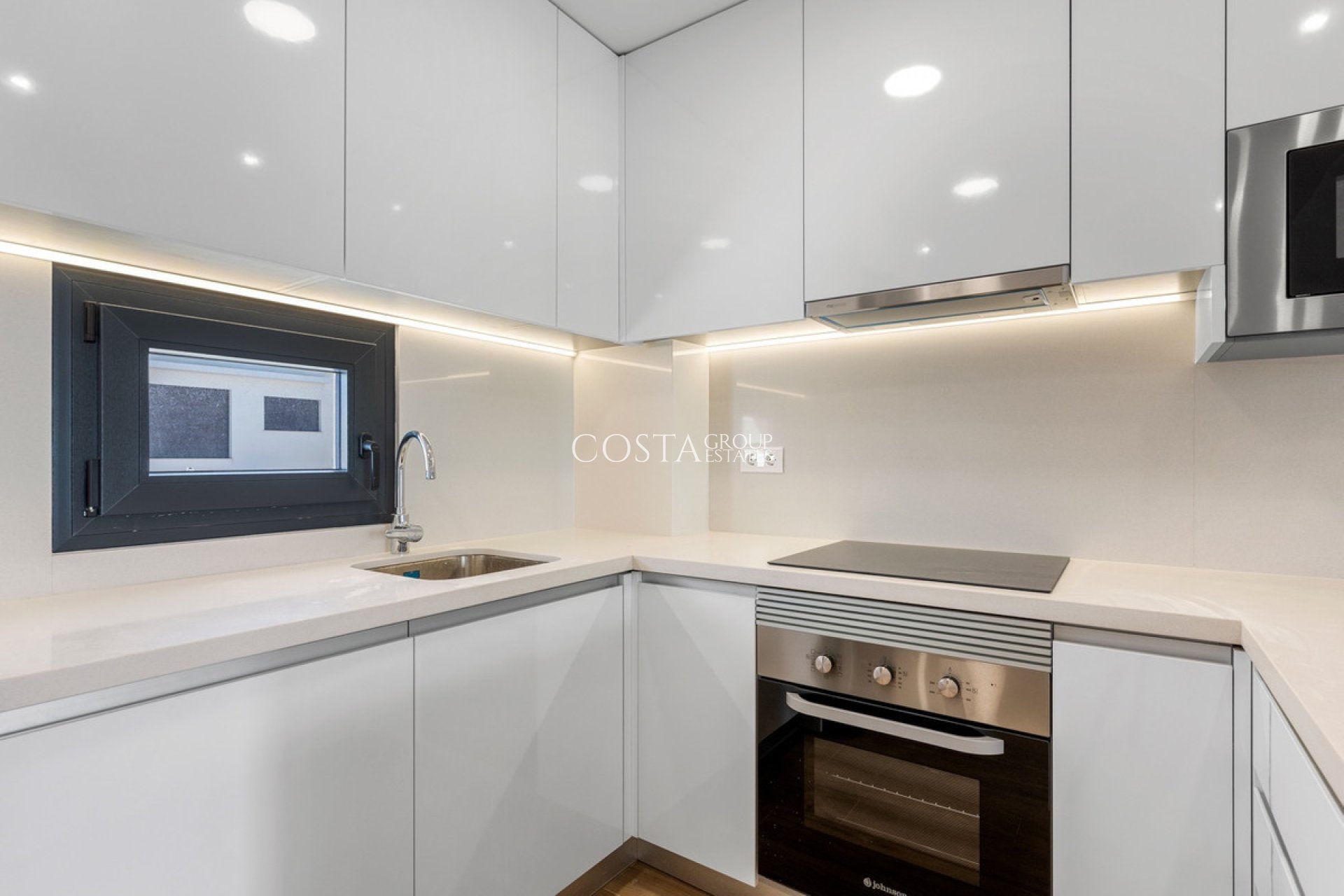 Resale - Apartments -
Orihuela Costa - Los Balcones