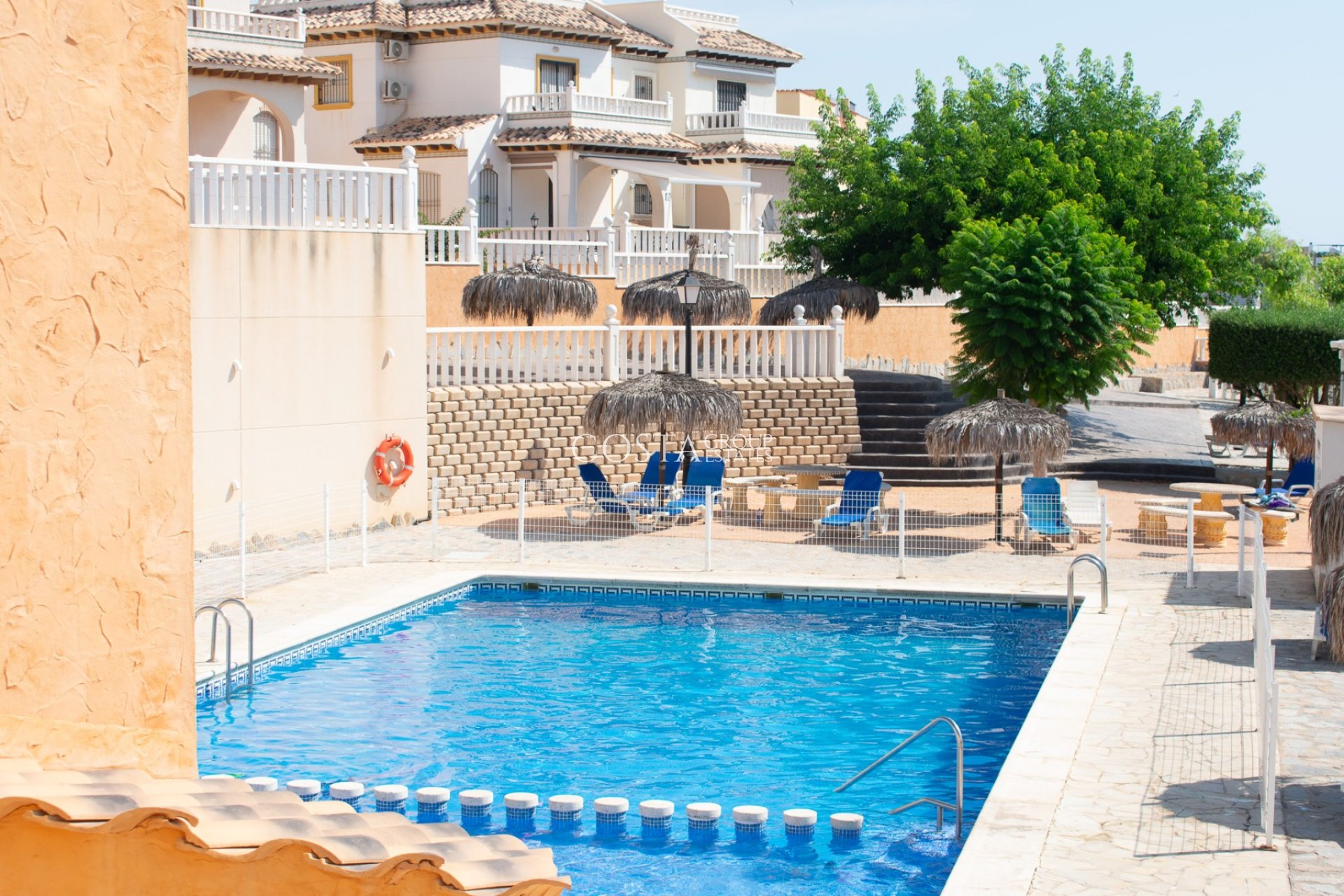 Resale - Apartments -
Orihuela Costa - Los Dolses