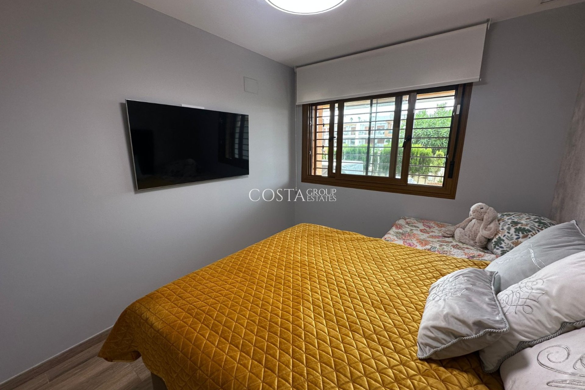 Resale - Apartments -
Orihuela Costa - Los Dolses