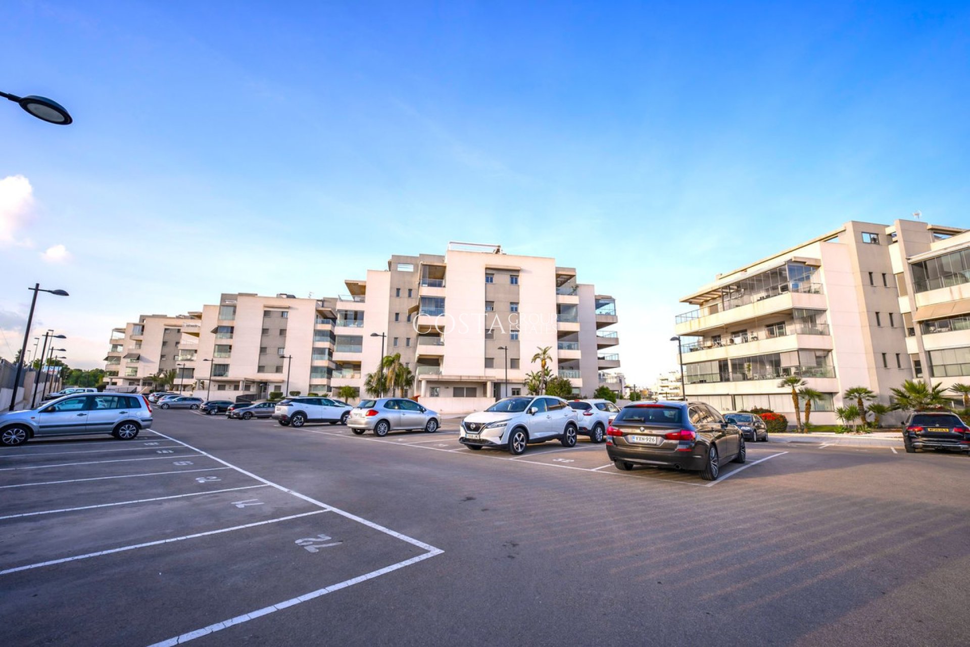 Resale - Apartments -
Orihuela Costa - Los Dolses