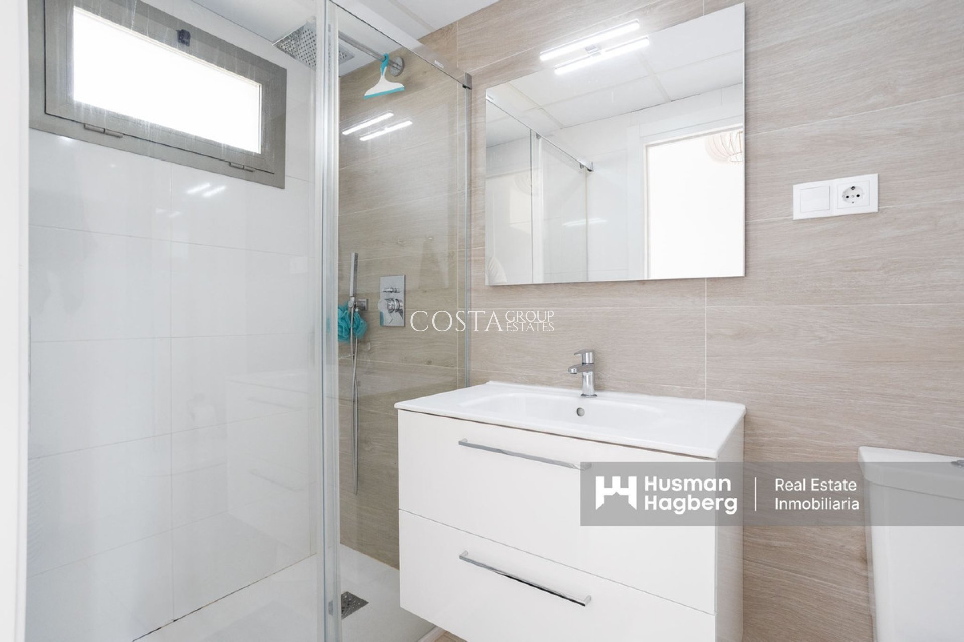 Resale - Apartments -
Orihuela Costa - Los Dolses