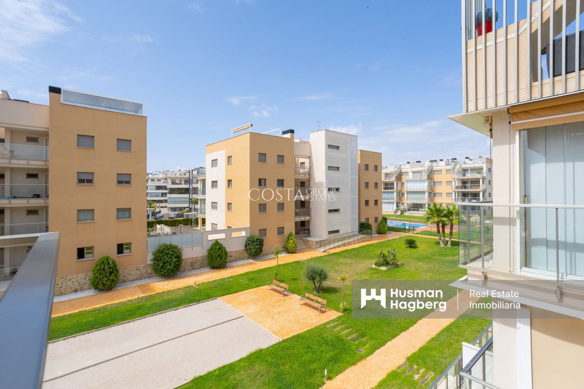 Resale - Apartments -
Orihuela Costa - Los Dolses