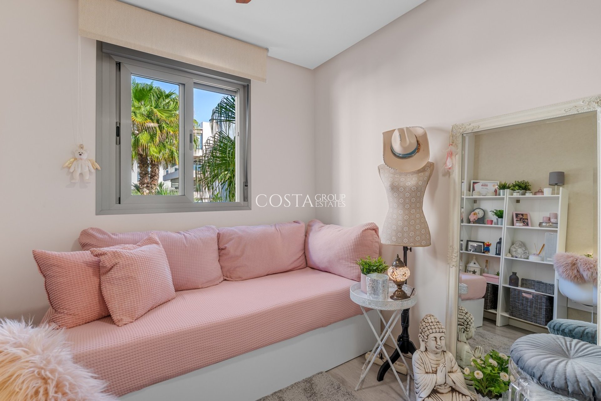 Resale - Apartments -
Orihuela Costa - Los Dolses