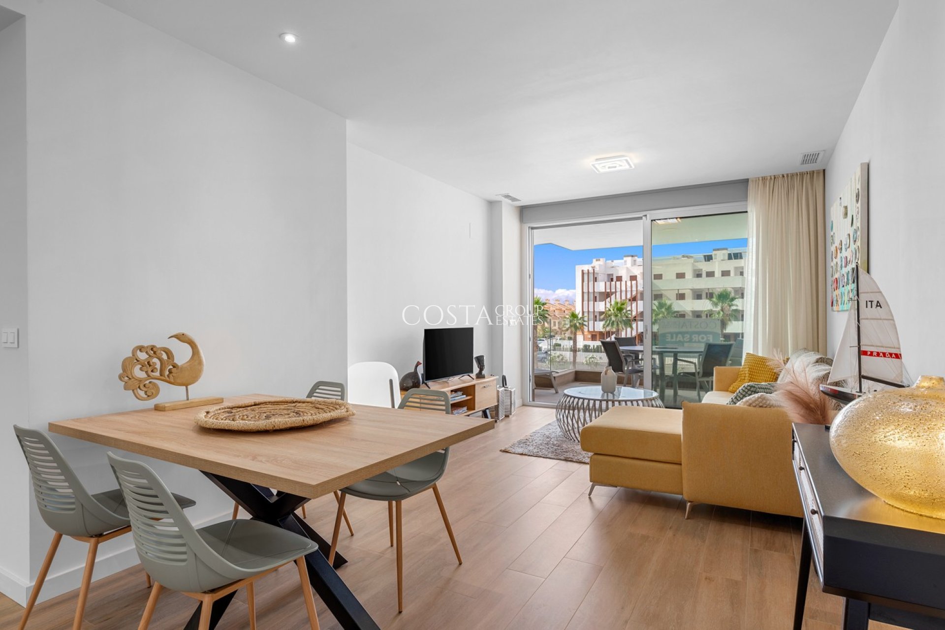 Resale - Apartments -
Orihuela Costa - Los Dolses