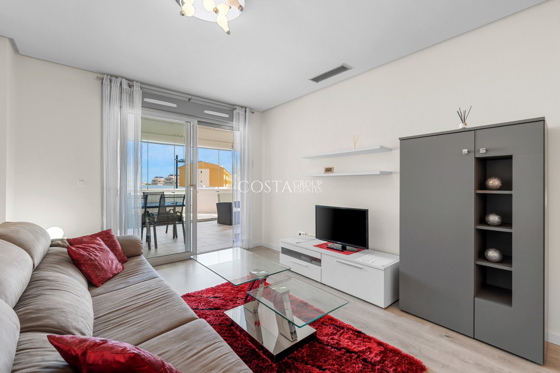 Resale - Apartments -
Orihuela Costa - Los Dolses
