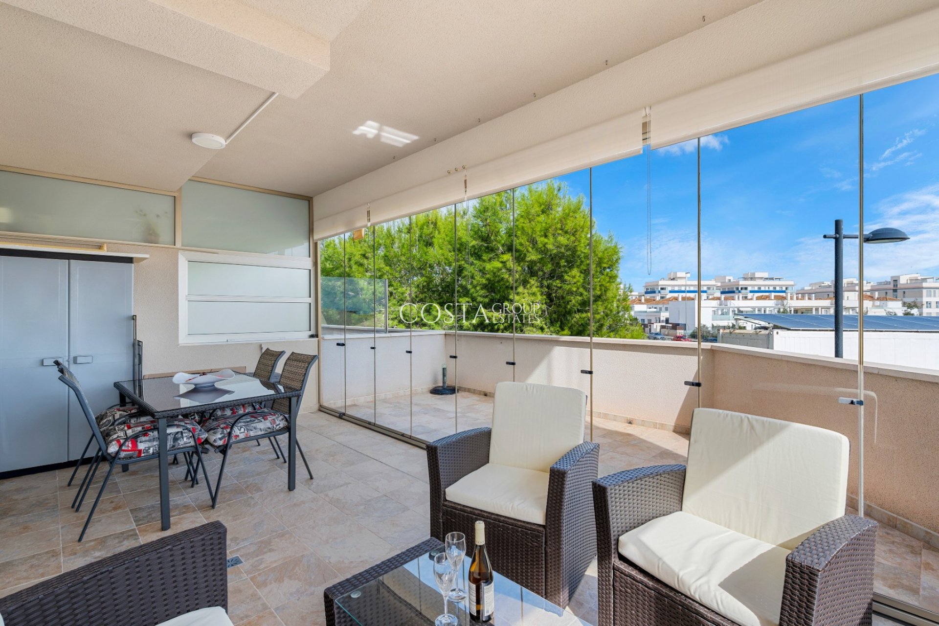 Resale - Apartments -
Orihuela Costa - Los Dolses