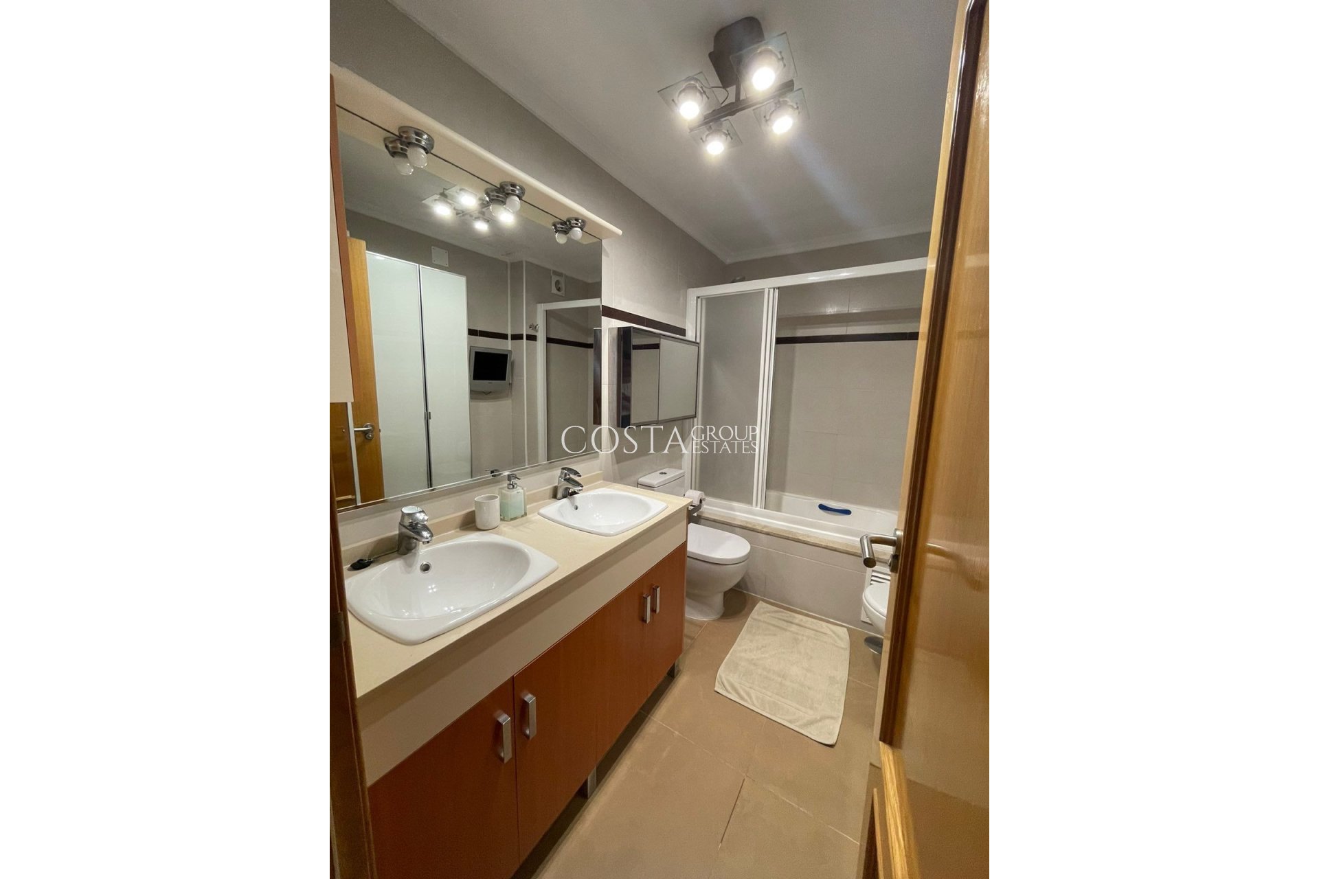 Resale - Apartments -
Orihuela Costa - Mil Palmeras